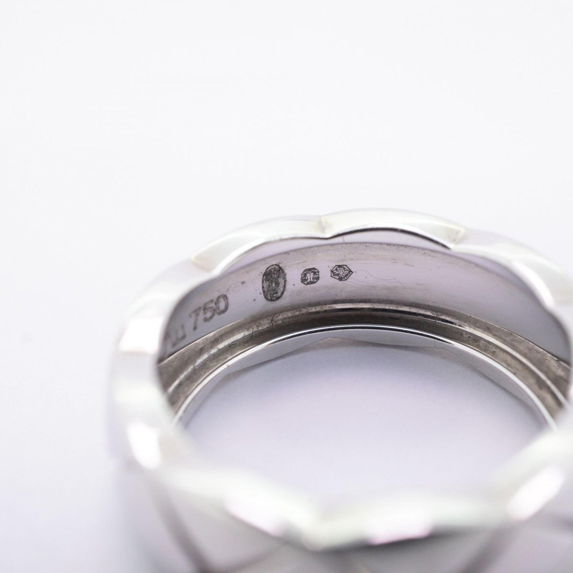 Chanel White Gold (18K) Band Ring
