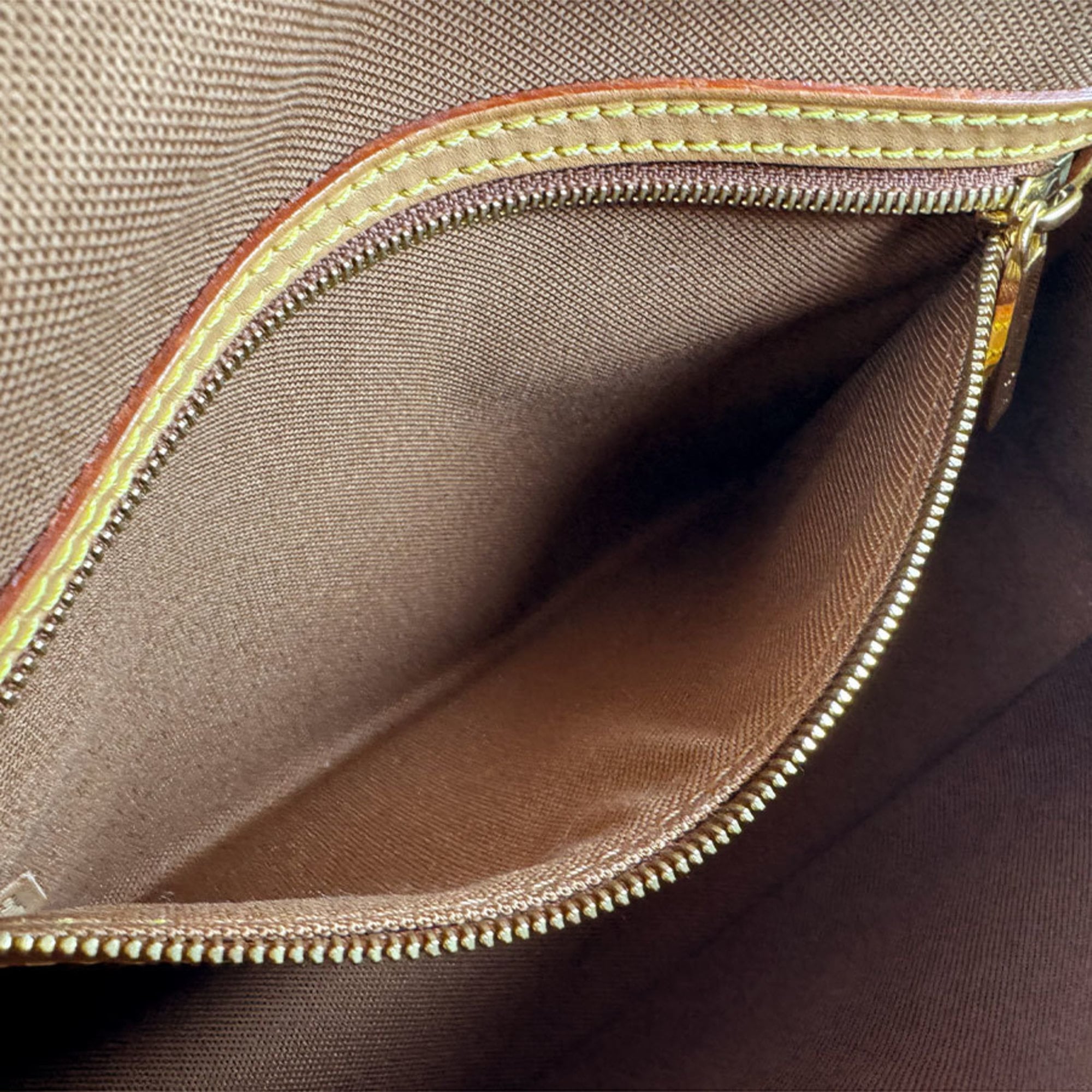 Louis Vuitton Brown Monogram Monogram Shoulder Bag