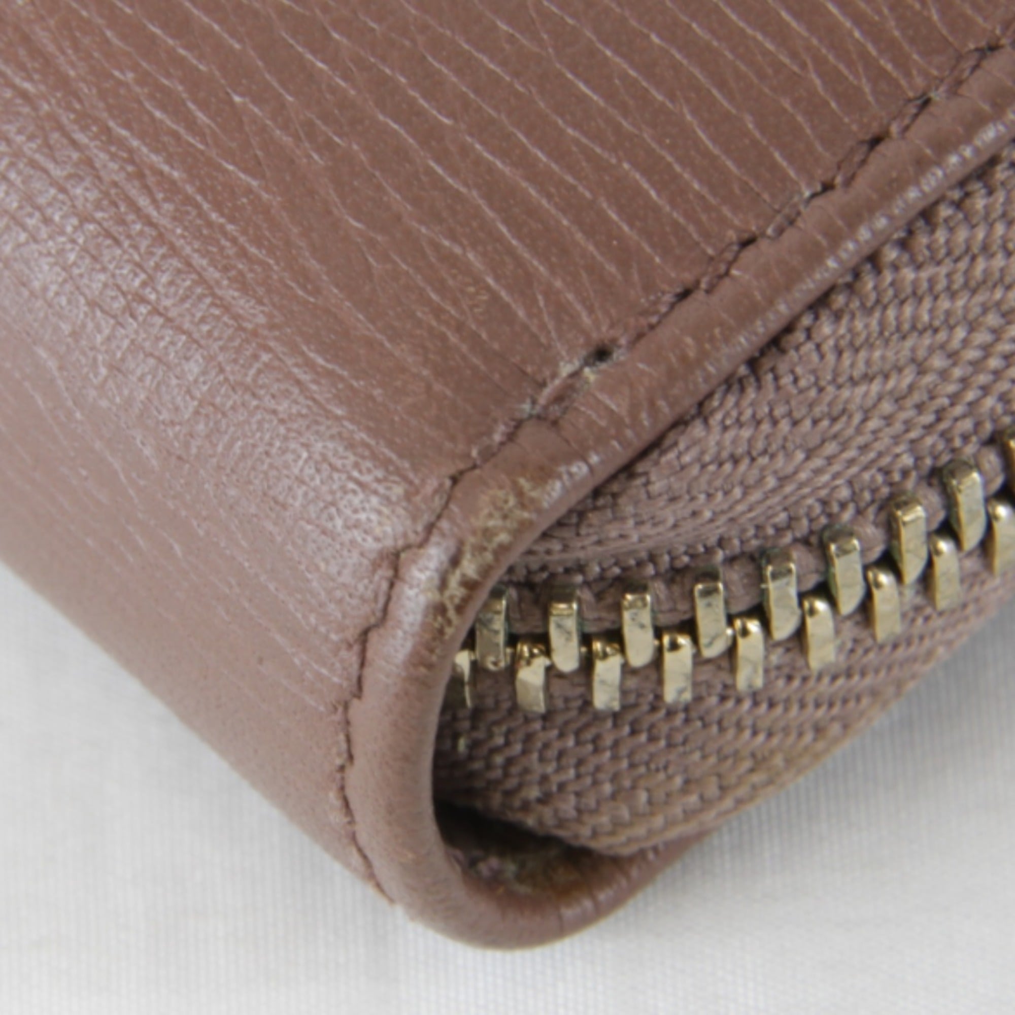 Gucci Gucci Interlocking Gray Beige Pink Leather Long Wallet (Bi-Fold) (Pre-Owned)