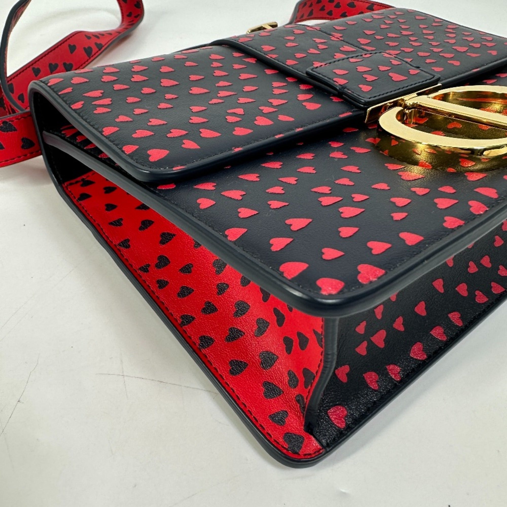Christian Dior Black Leather Shoulder Bag (Pre-Owned)