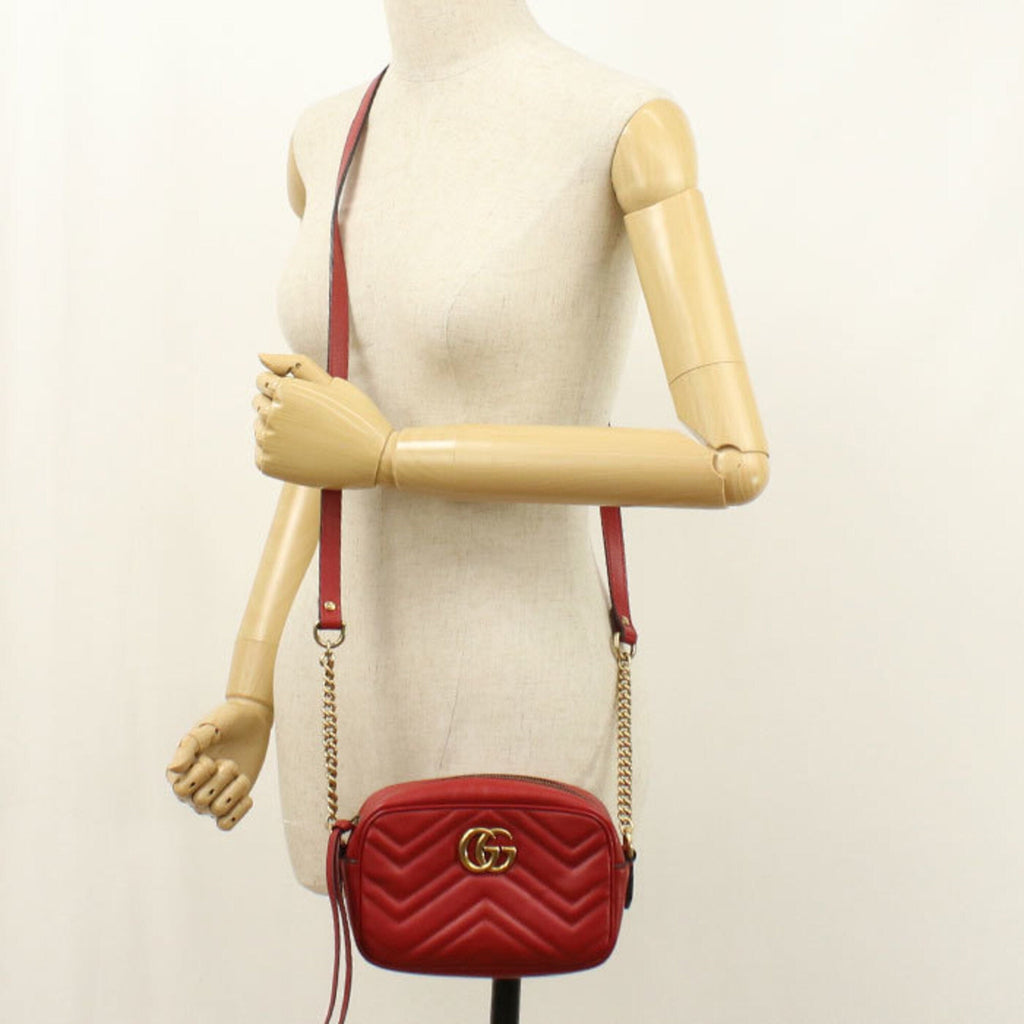 Gucci Red Color Quilting Shoulder Bag (Pre-Owned)