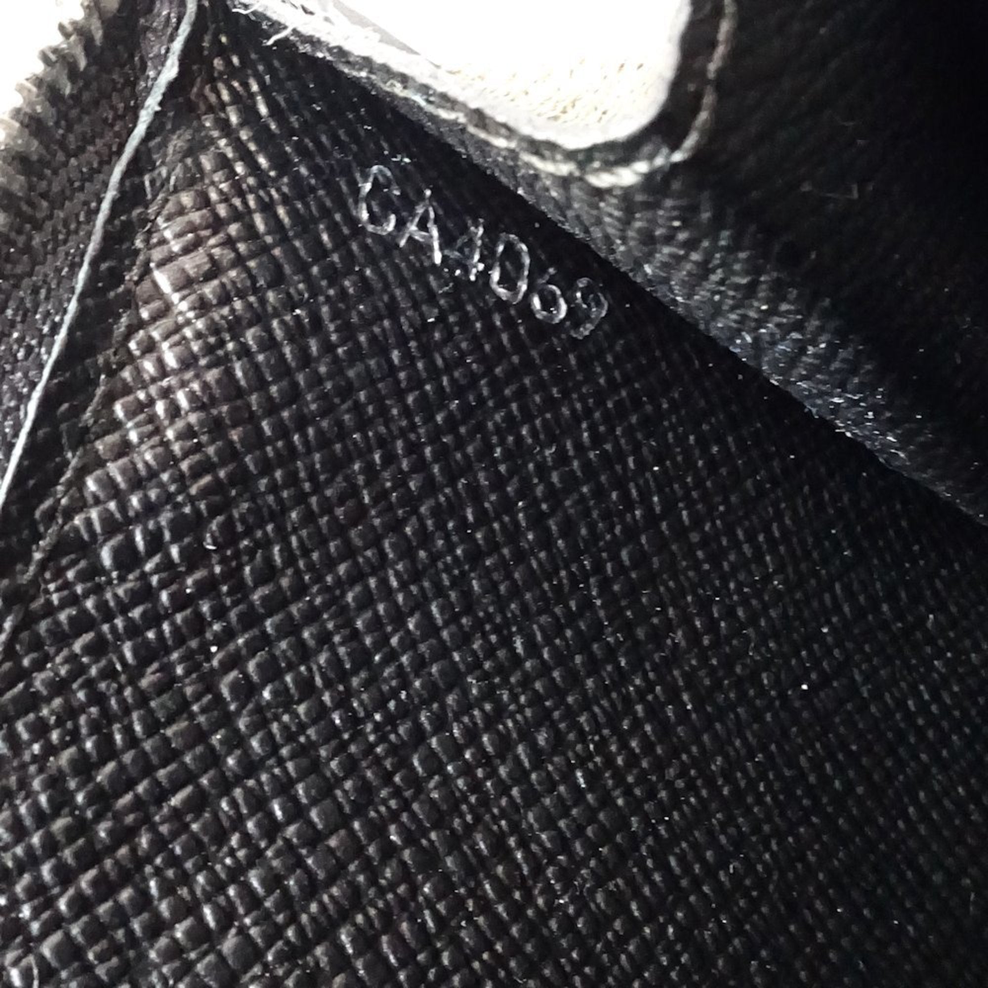 Louis Vuitton Noir Epi Leather Coin Purse/Coin Case