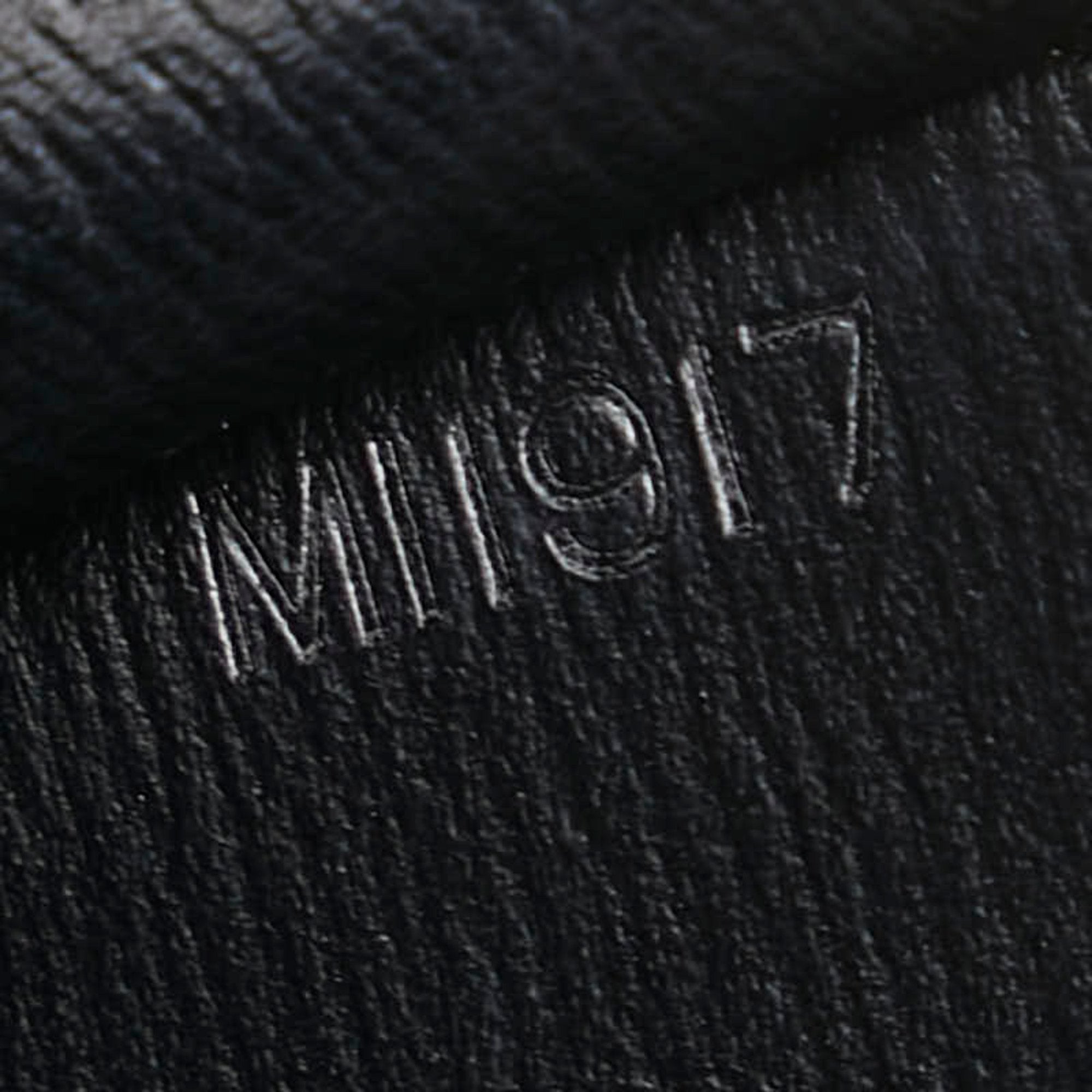 Louis Vuitton Epi Black Noir Leather Shoulder Bag