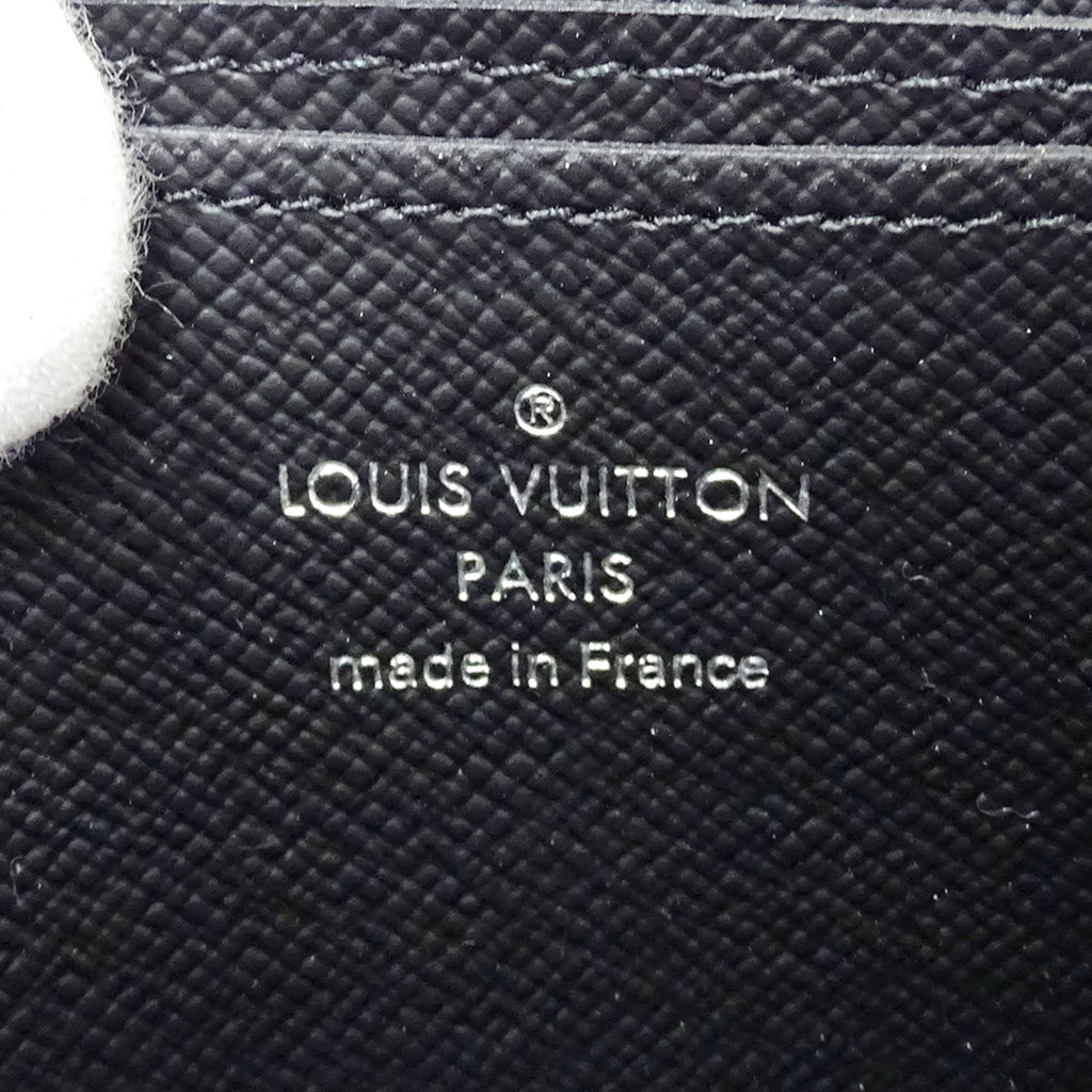 Louis Vuitton Ardoise Taiga Leather Coin Purse/Coin Case