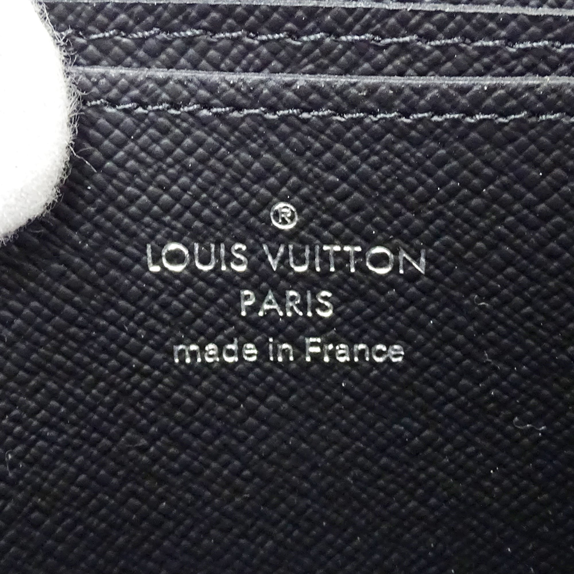 Louis Vuitton Ardoise Taiga Leather Coin Purse/Coin Case
