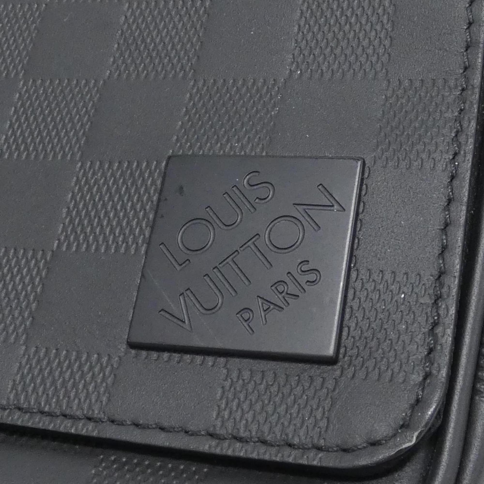 Louis Vuitton Black Leather Shoulder Bag