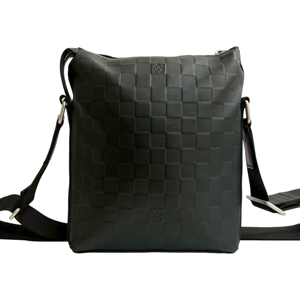 Louis Vuitton Black Leather Shoulder Bag