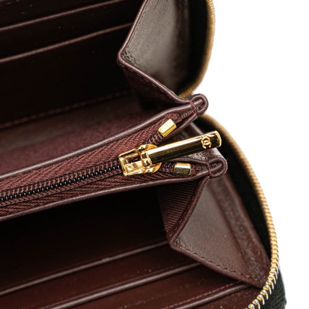 Chanel Black Grained Calfskin Long Wallet (Bi-Fold)