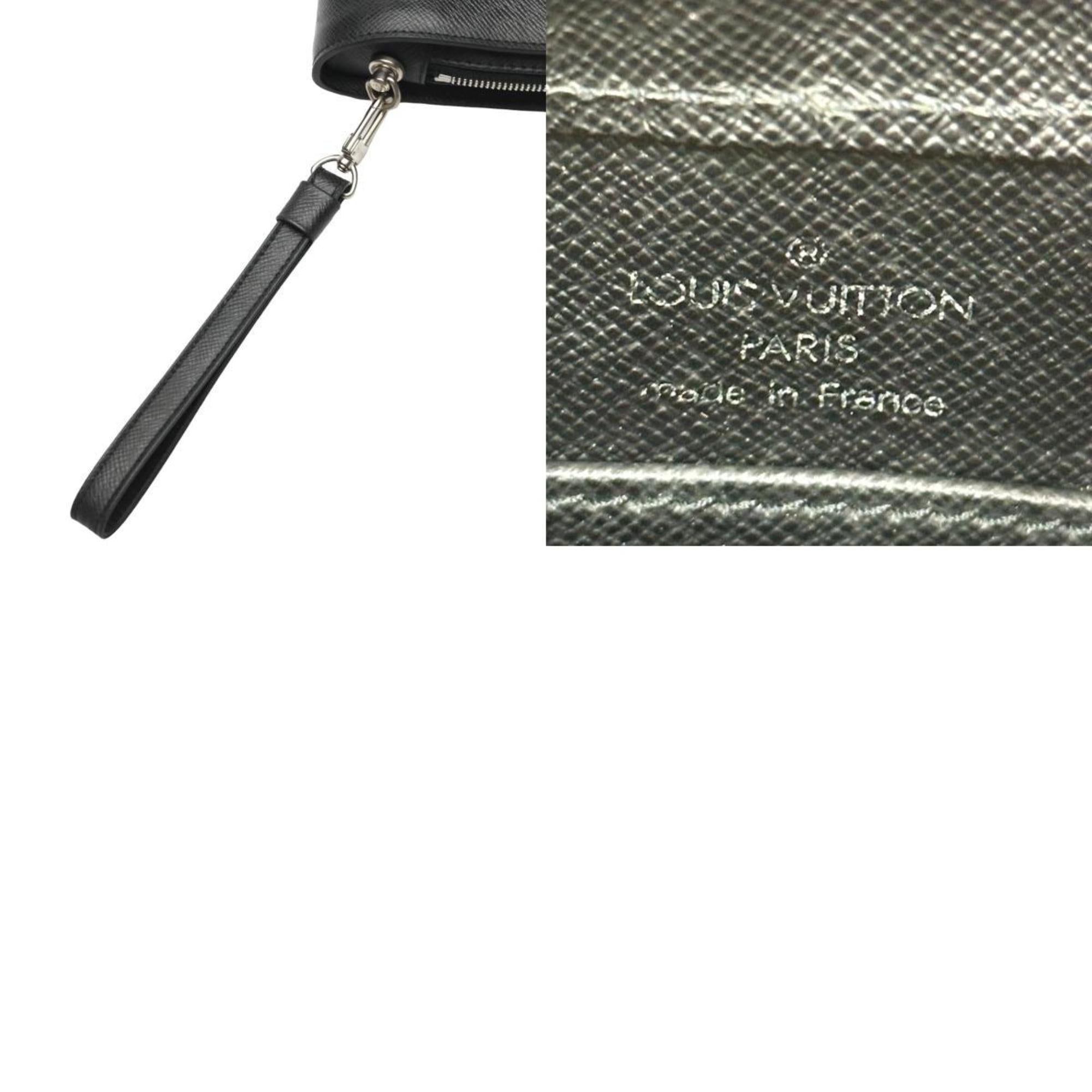 Louis Vuitton Taiga Ardoise Black Taiga Leather Handbag