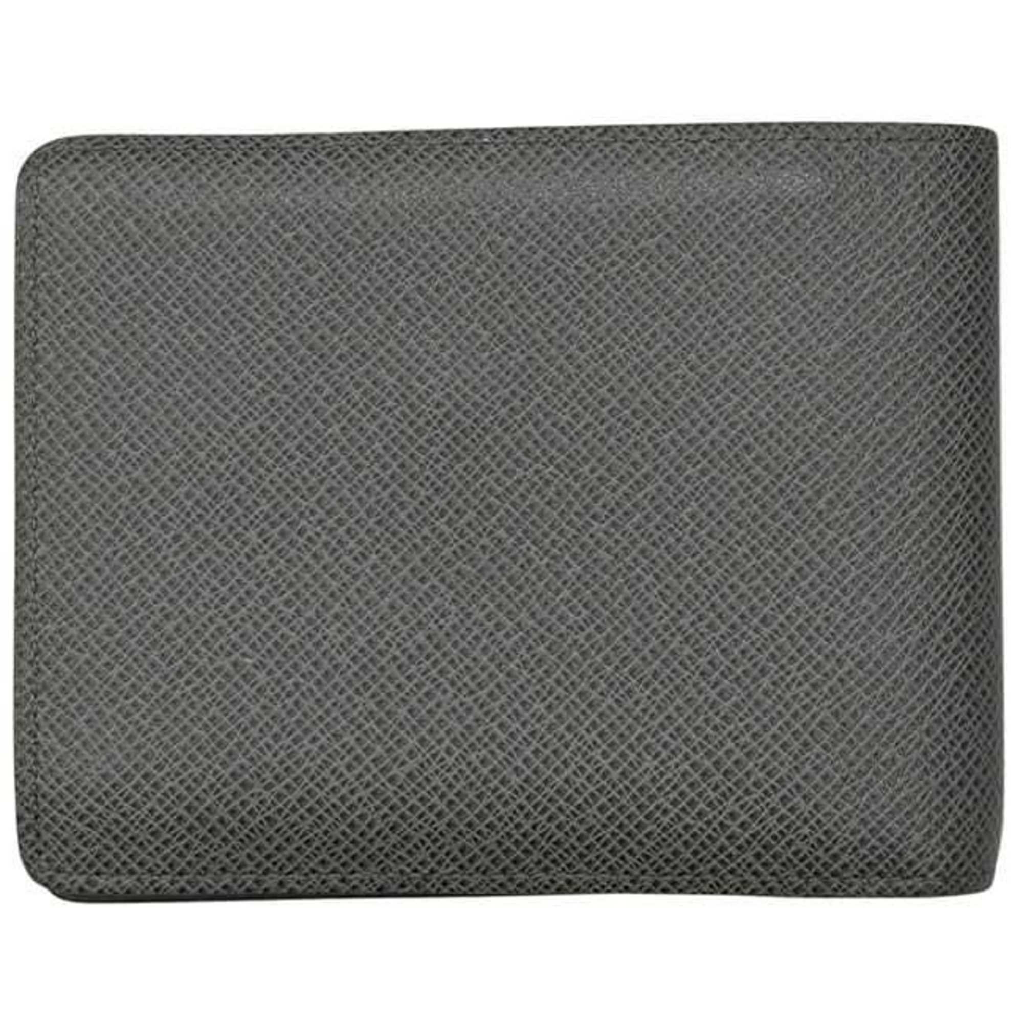 Louis Vuitton Glacier Gray Taiga Leather Wallet