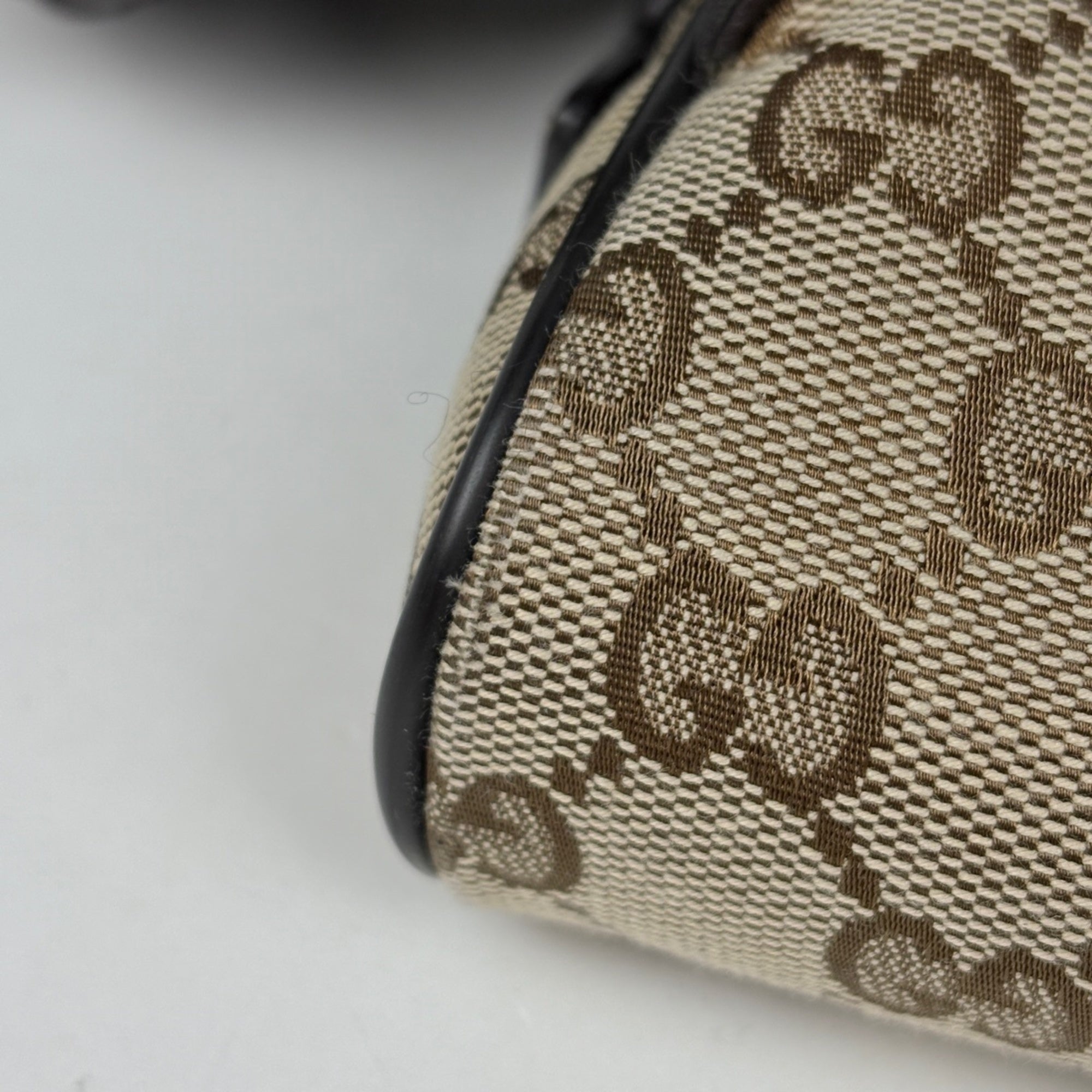 Gucci Gg Canvas Brown Gg Canvas Leather Sling Bag (Pre-Owned)