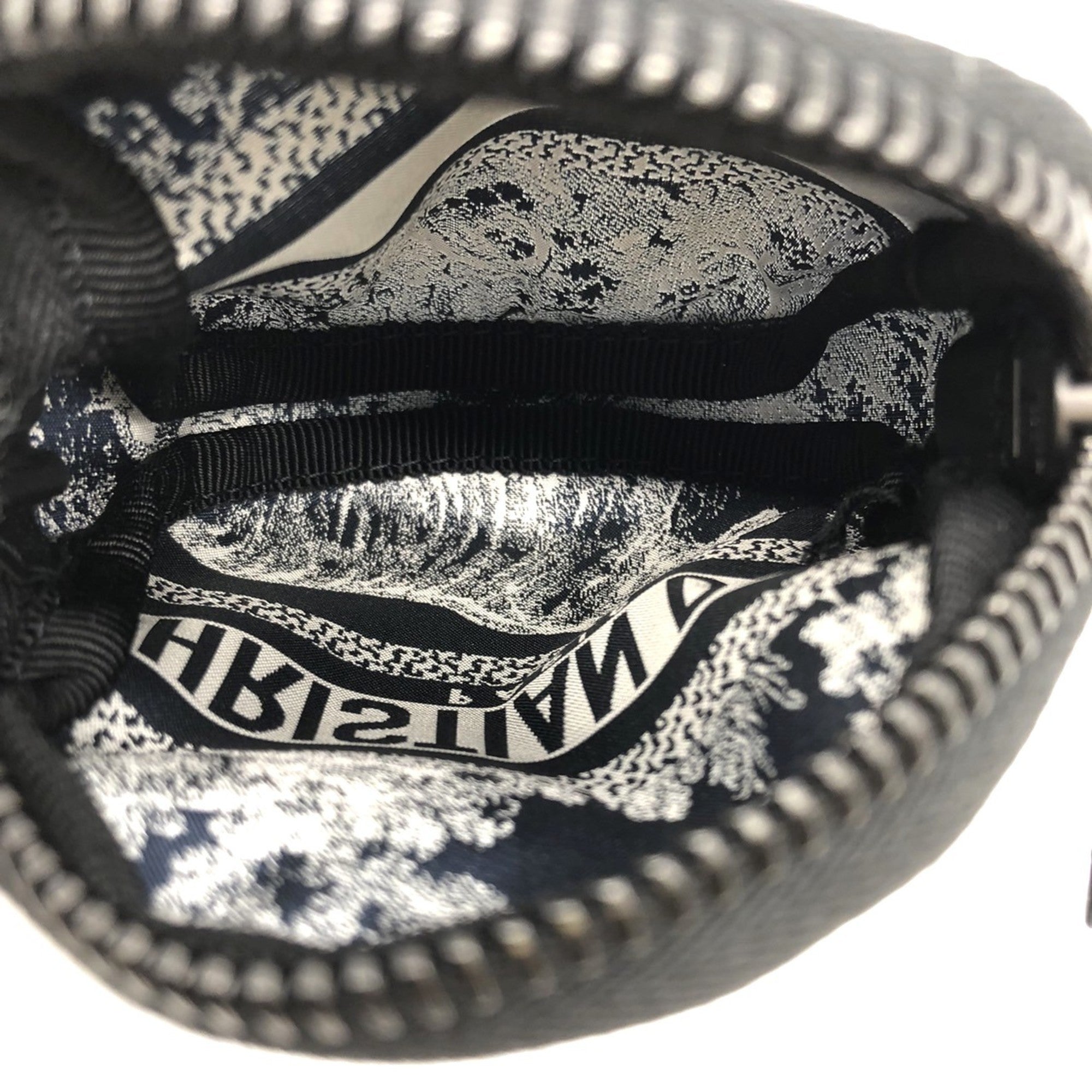 Christian Dior White Fabric Pouch (Pre-Owned)