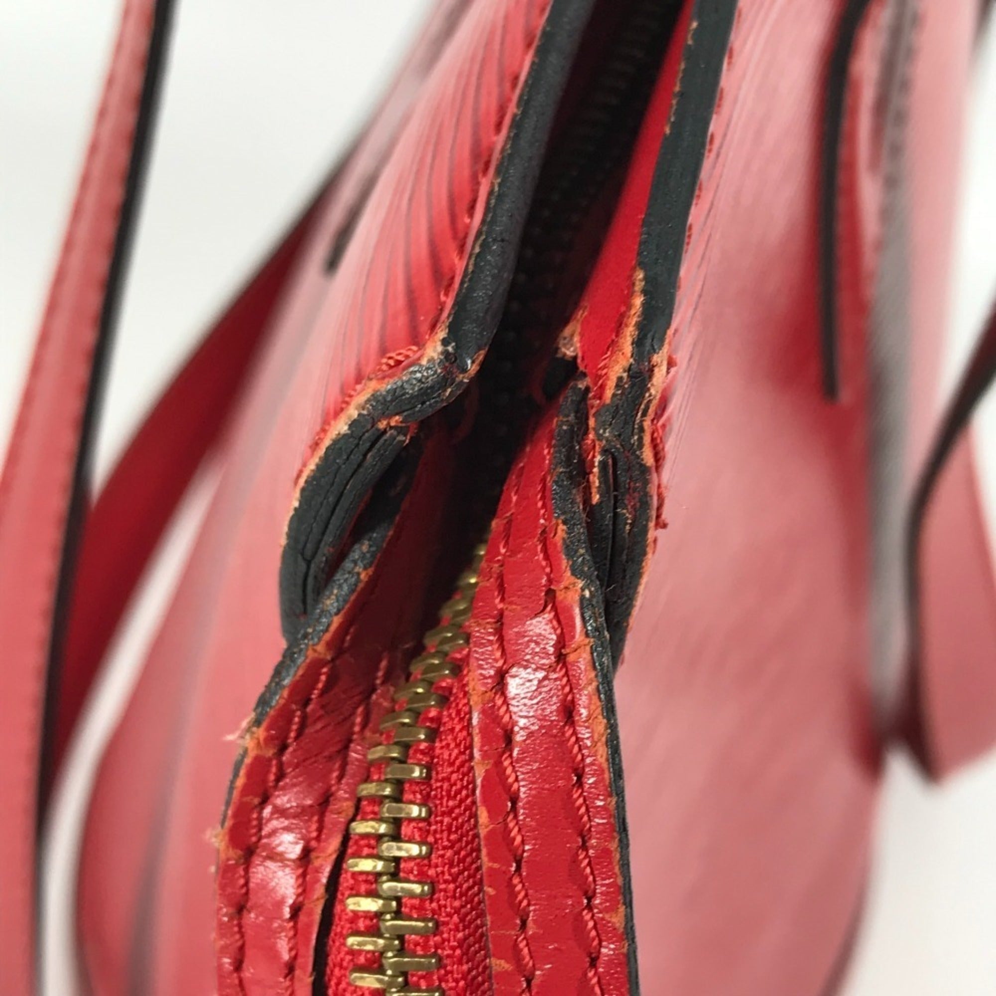 Louis Vuitton Castilian Red Red Color Epi Leather Shoulder Bag