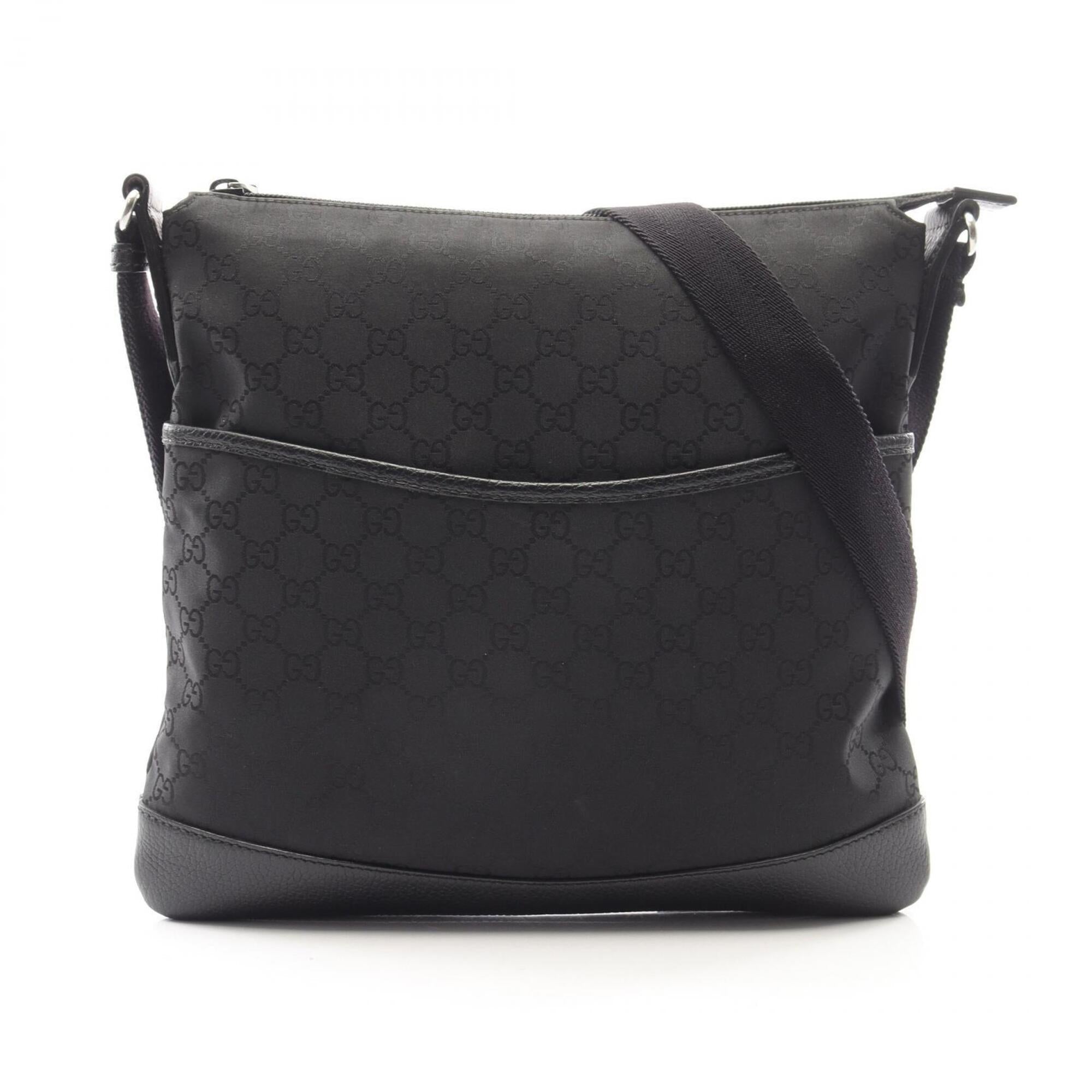 Gucci Black Nylon Leather Handbag Shoulder Bag (Pre-Owned)
