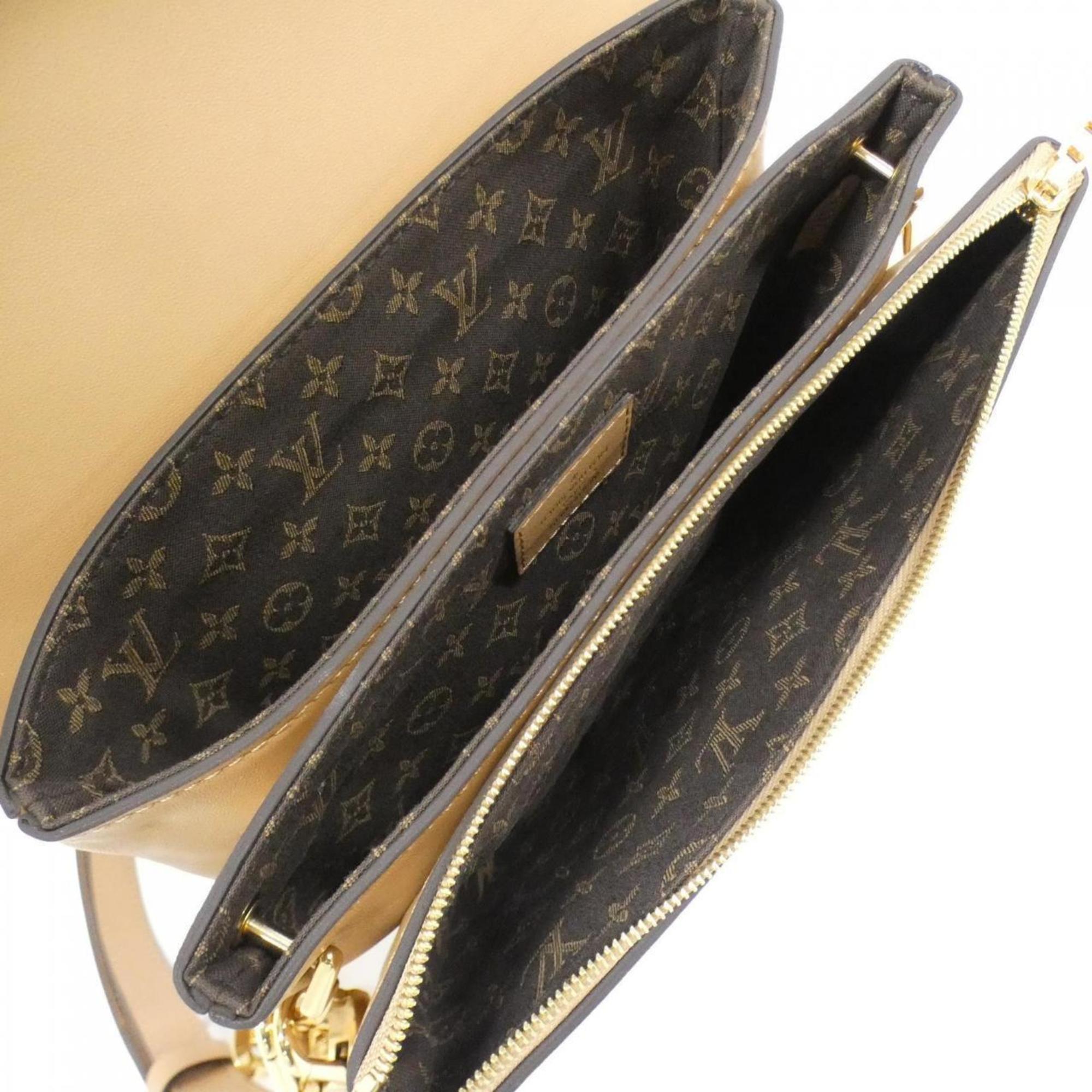 Louis Vuitton Camel Leather Shoulder Bag