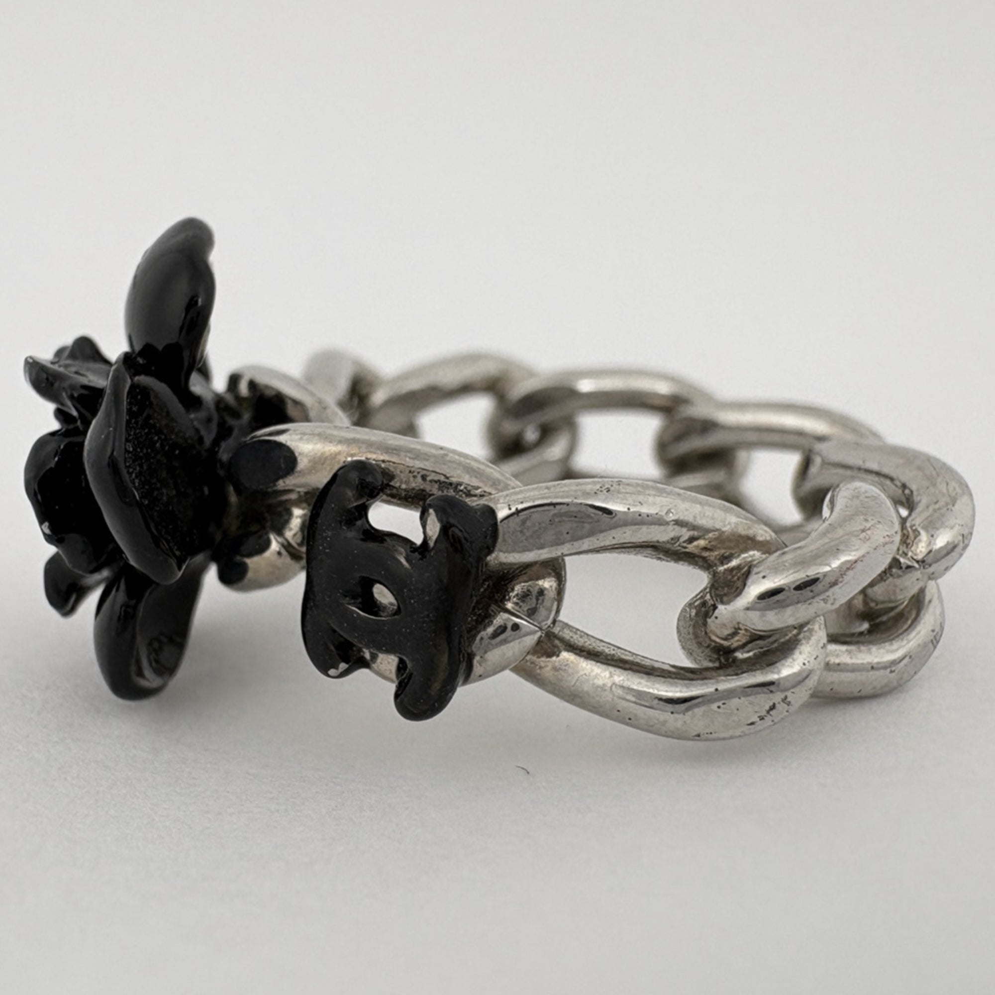 Chanel Band Ring