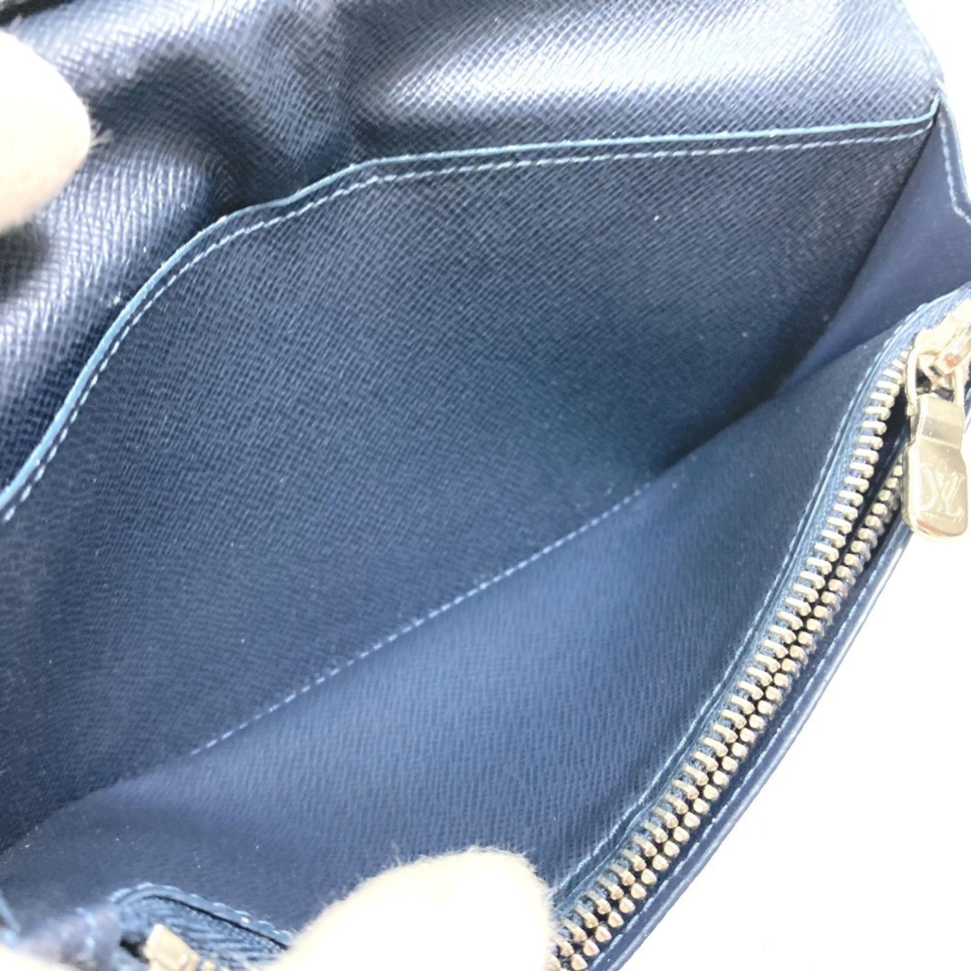 Louis Vuitton Taiga Blue Navy Taiga Leather Long Wallet
