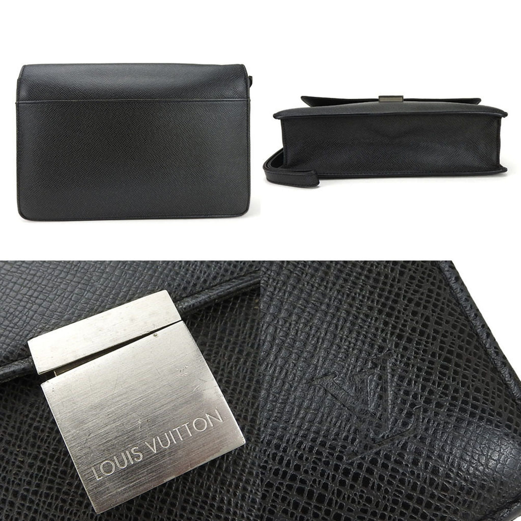 Louis Vuitton Taiga Ardoise Taiga Leather Shoulder Bag