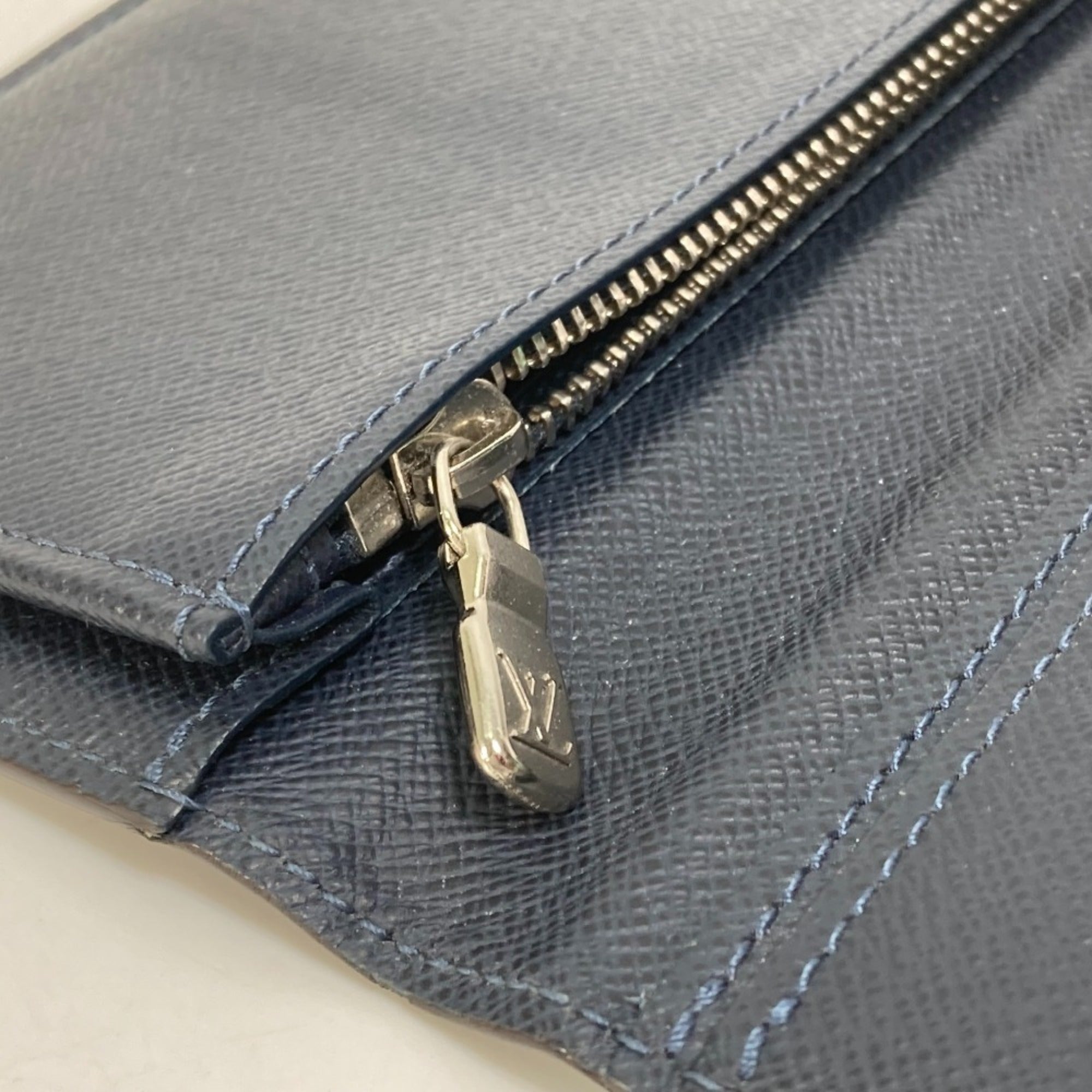 Louis Vuitton Taiga Blue Navy Taiga Leather Long Wallet