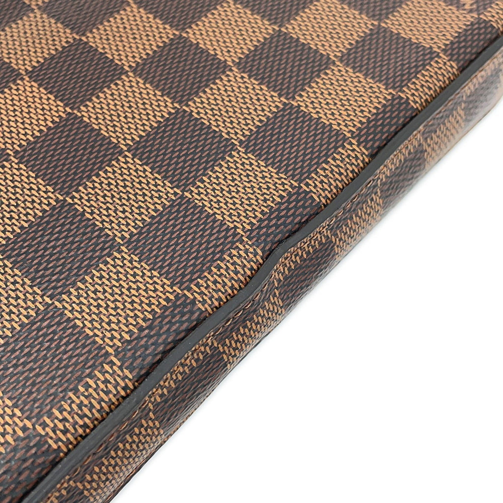 Louis Vuitton Damier Damier Canvas Ebene Red Color Pochette