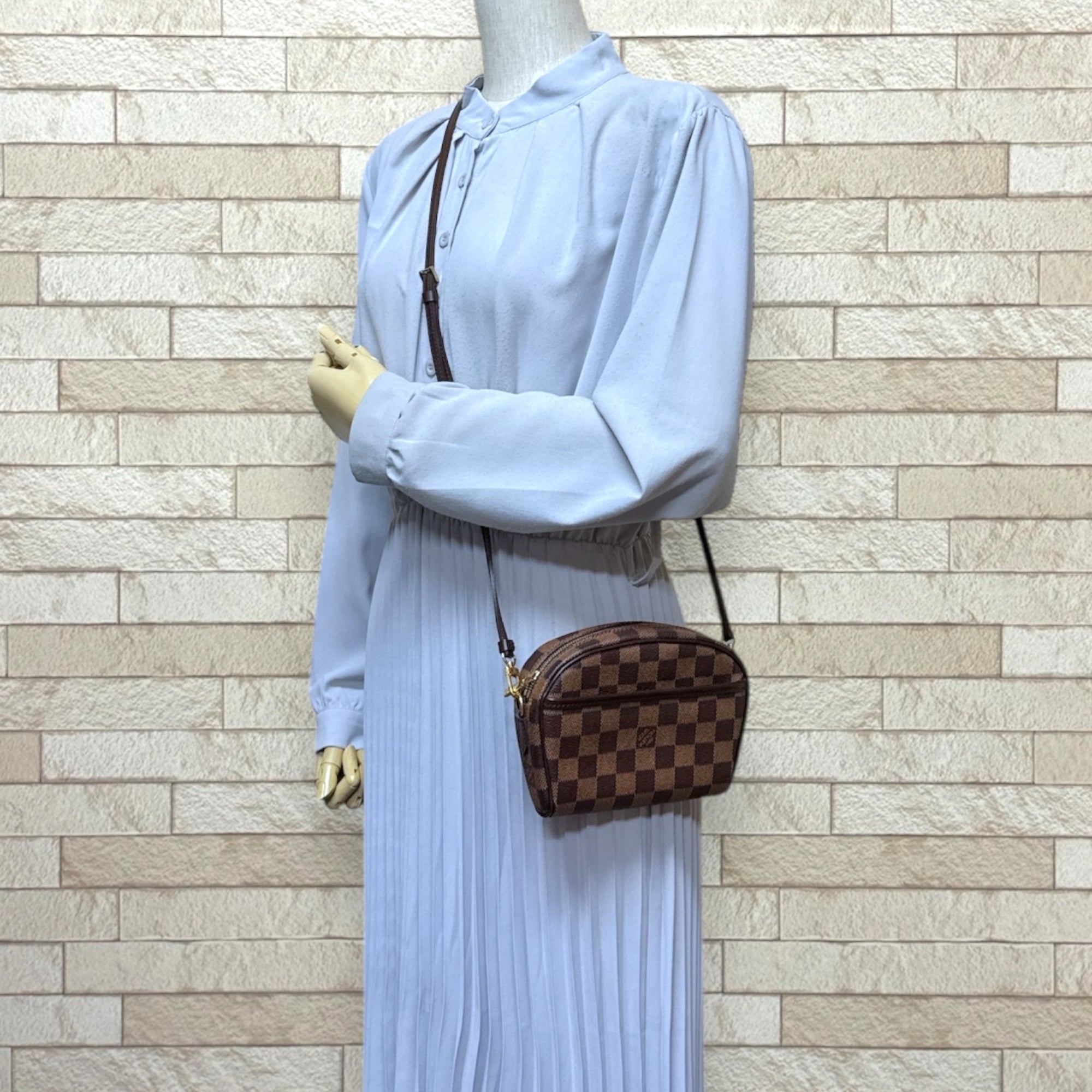 Louis Vuitton Brown Damier Canvas Shoulder Bag