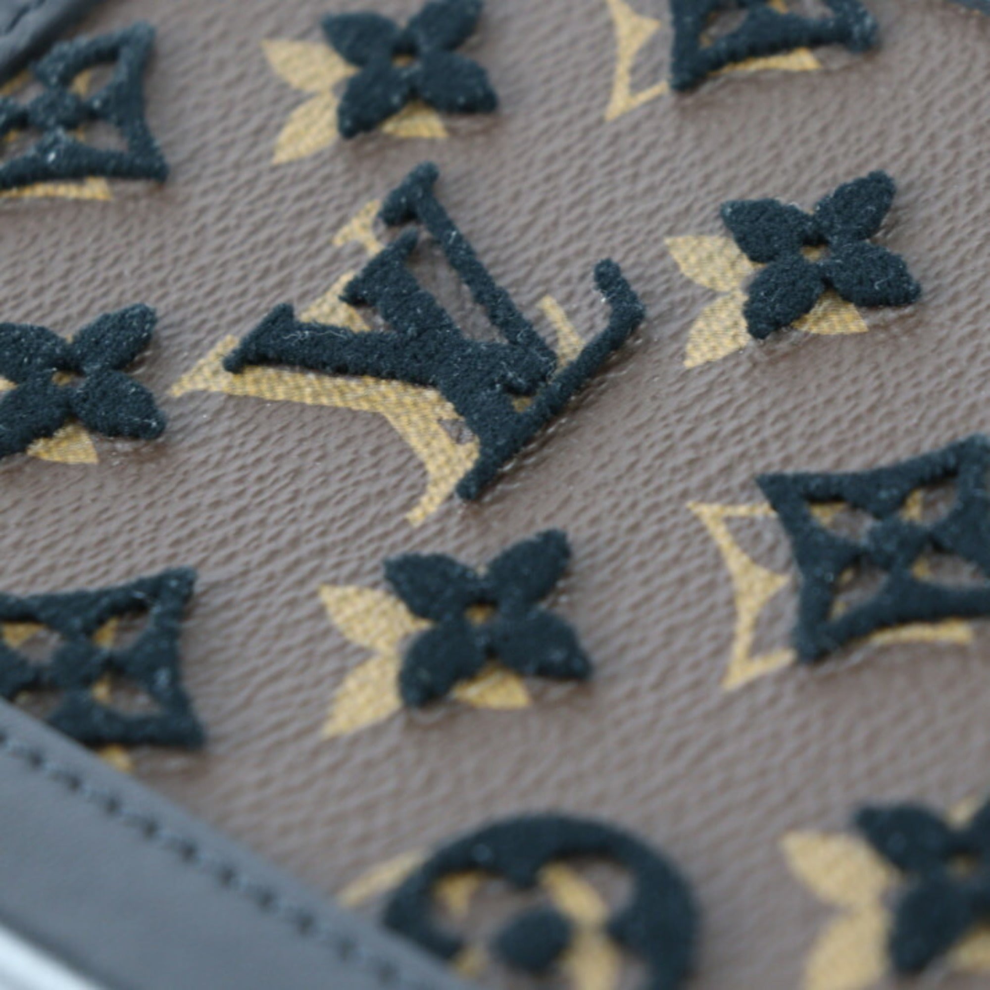 Louis Vuitton Black Brown Monogram Monogram Handbag Pochette Shoulder Bag