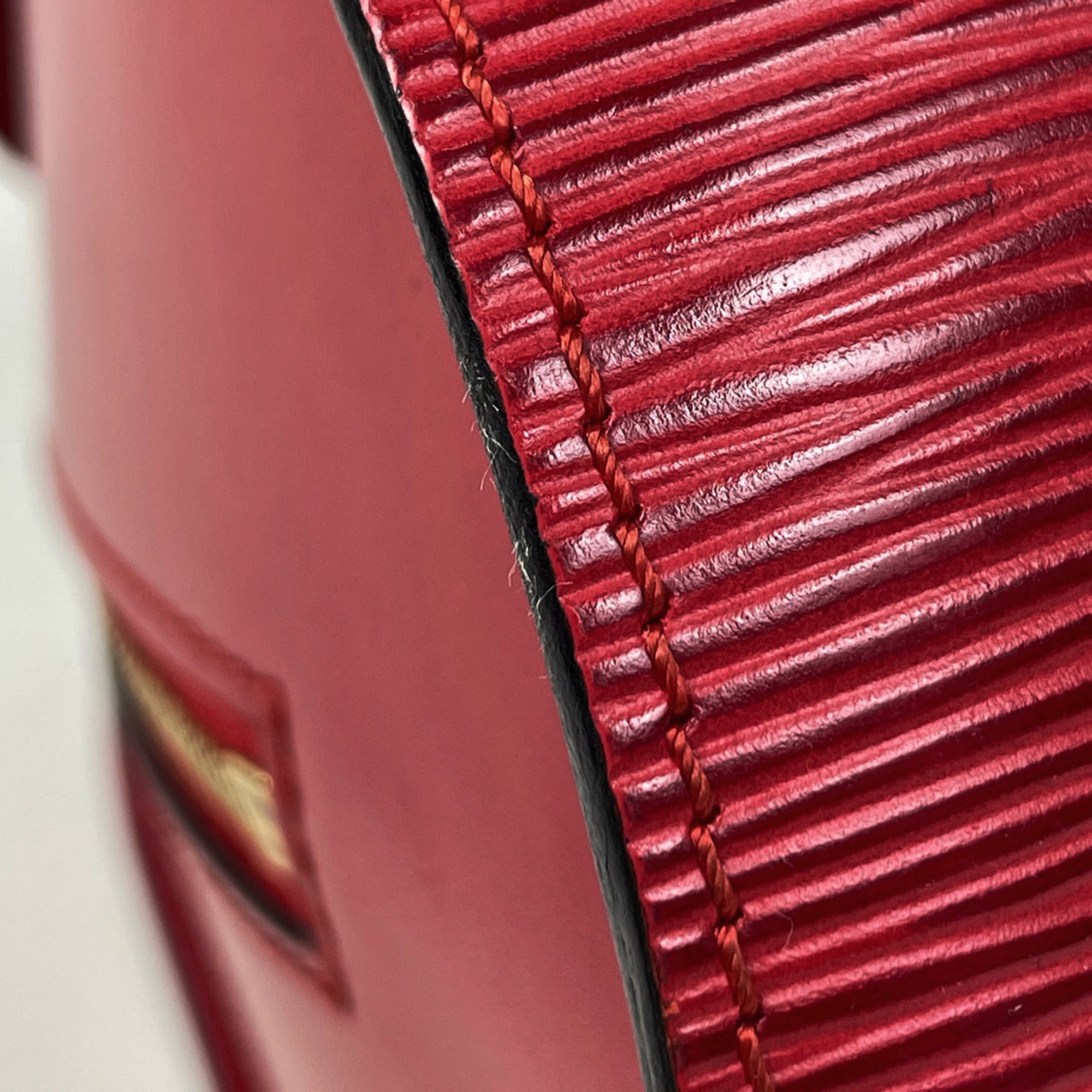 Louis Vuitton Rouge Epi Leather Handbag