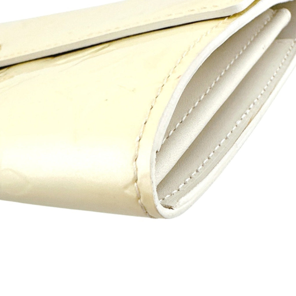 Louis Vuitton Cream White Monogram Vernis Long Wallet (Tri-Fold)