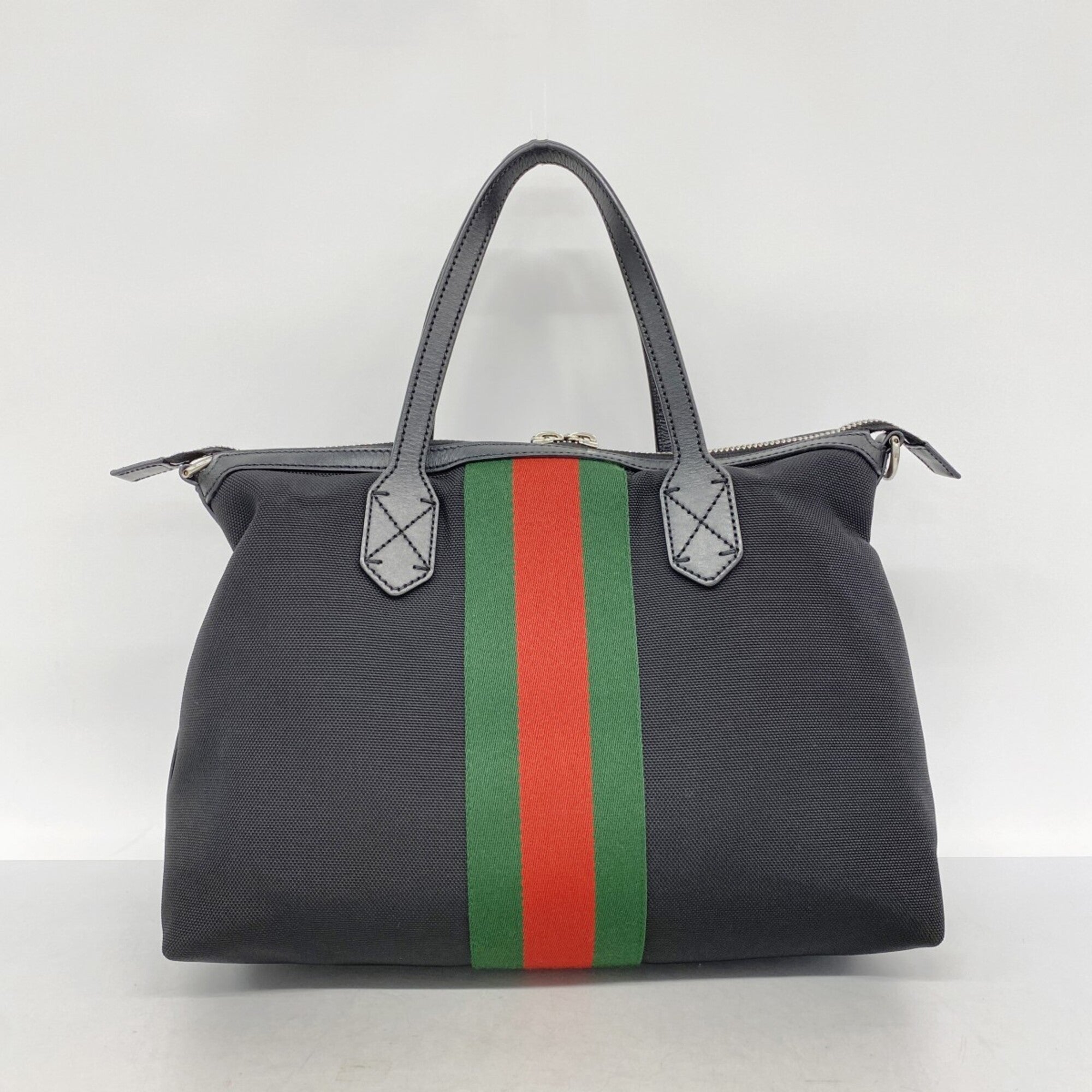 Gucci Black Nylon Handbag (Pre-Owned)