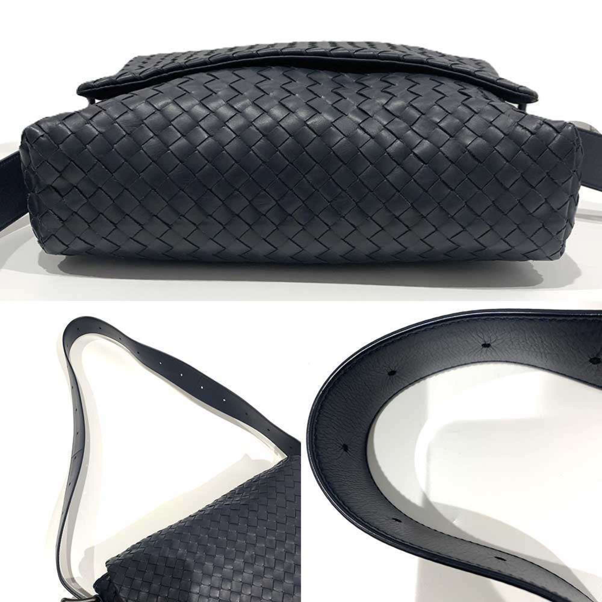 Bottega Veneta Intrecciato Navy Leather Messenger Bag