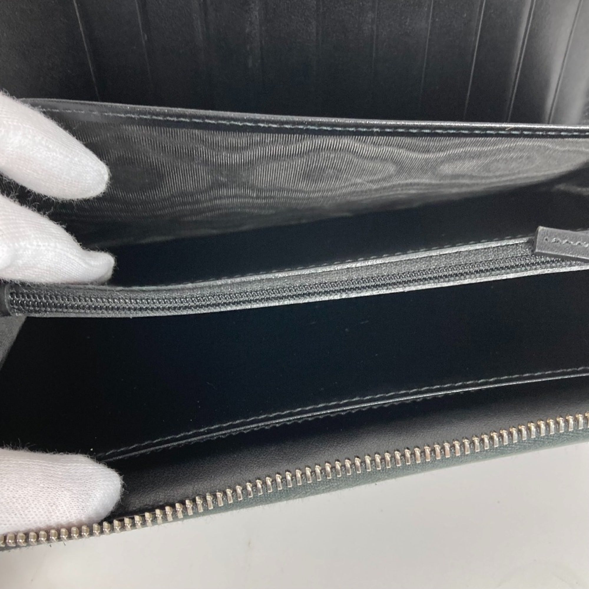 Gucci Black Leather Long Wallet (Bi-Fold) (Pre-Owned)