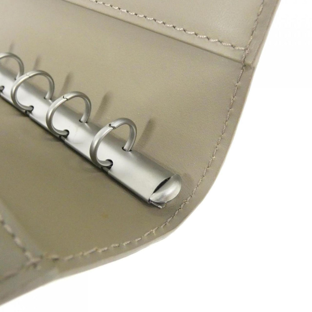 Louis Vuitton Pepper (Poivre) Leather