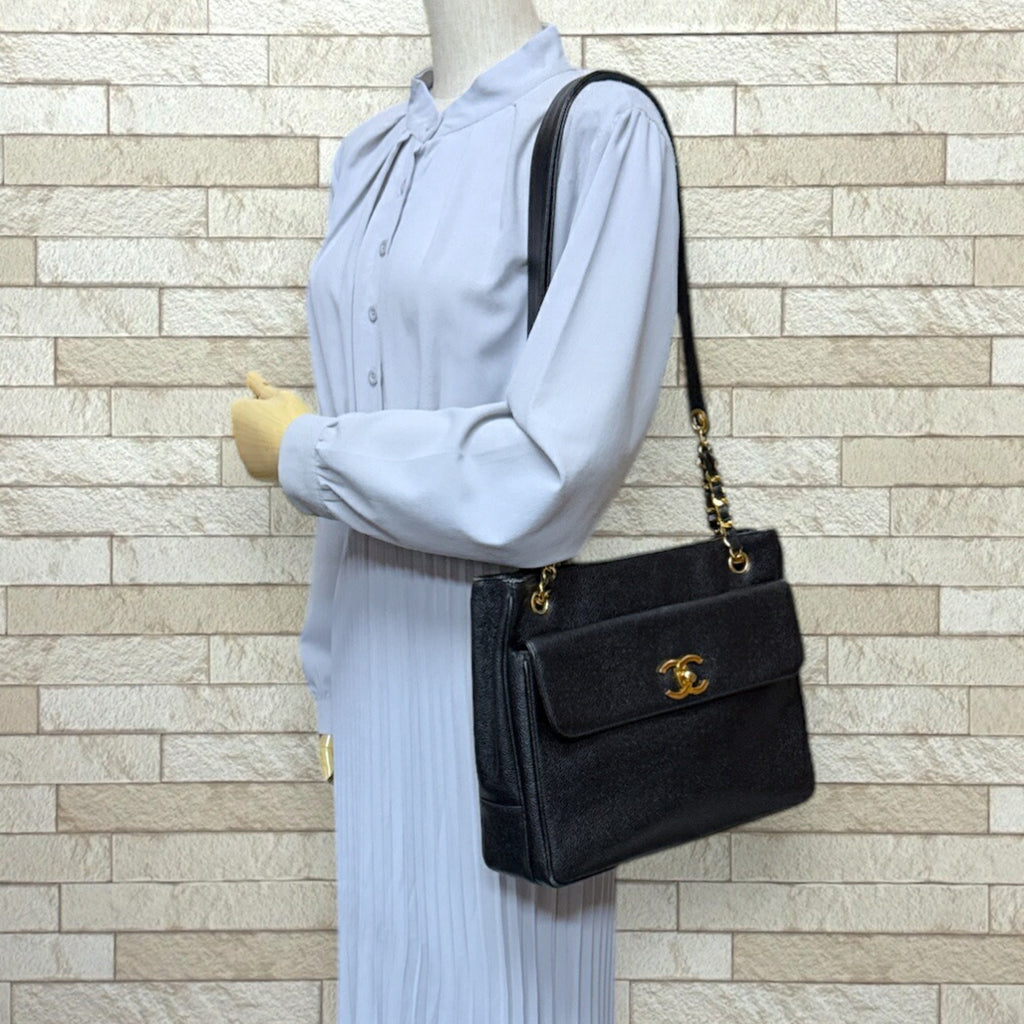 Chanel Black Grained Calfskin Tote Bag