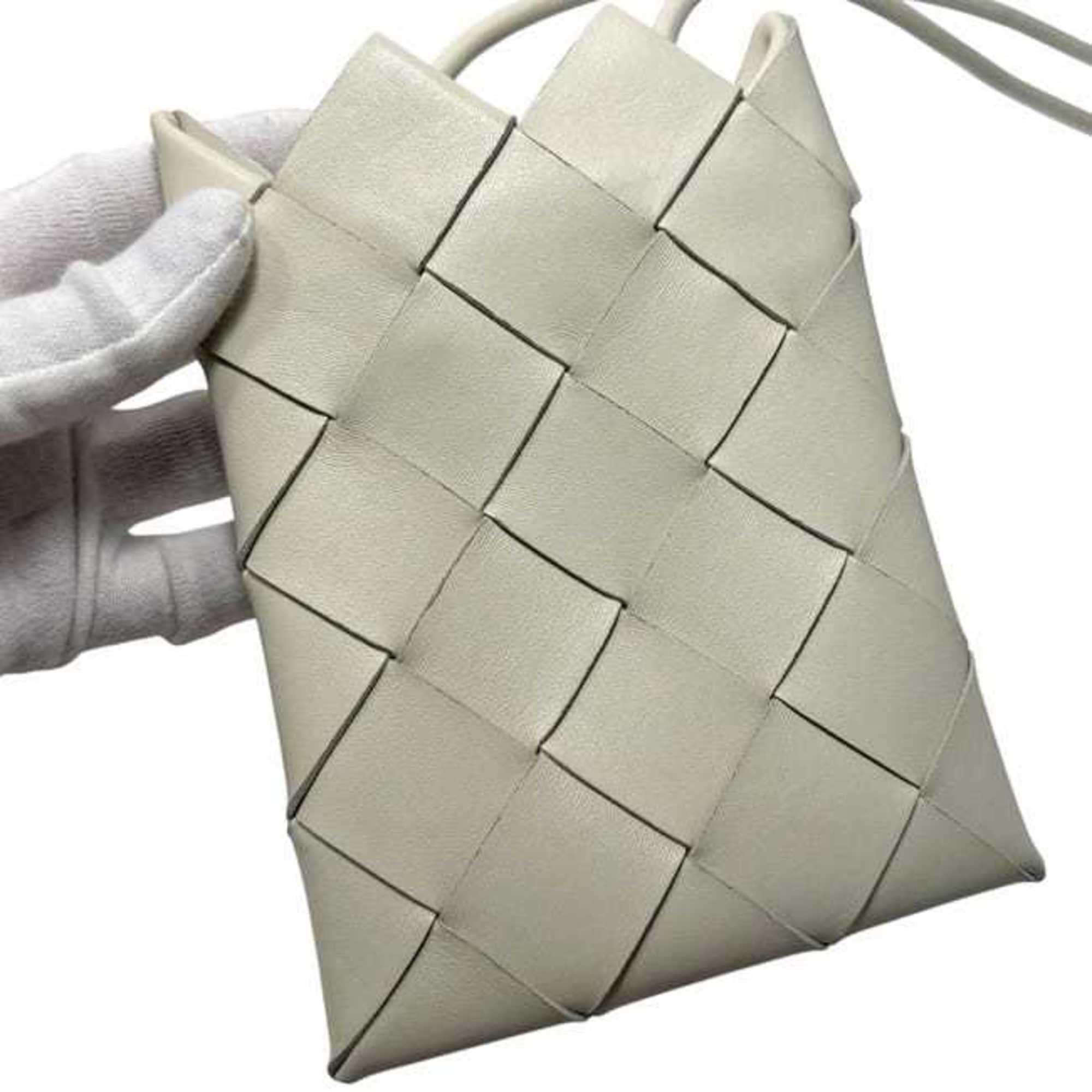 Bottega Veneta Intrecciato White Leather Pochette Shoulder Bag