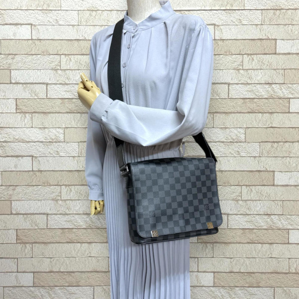 Louis Vuitton Black Gray Or Damier Graphite Shoulder Bag