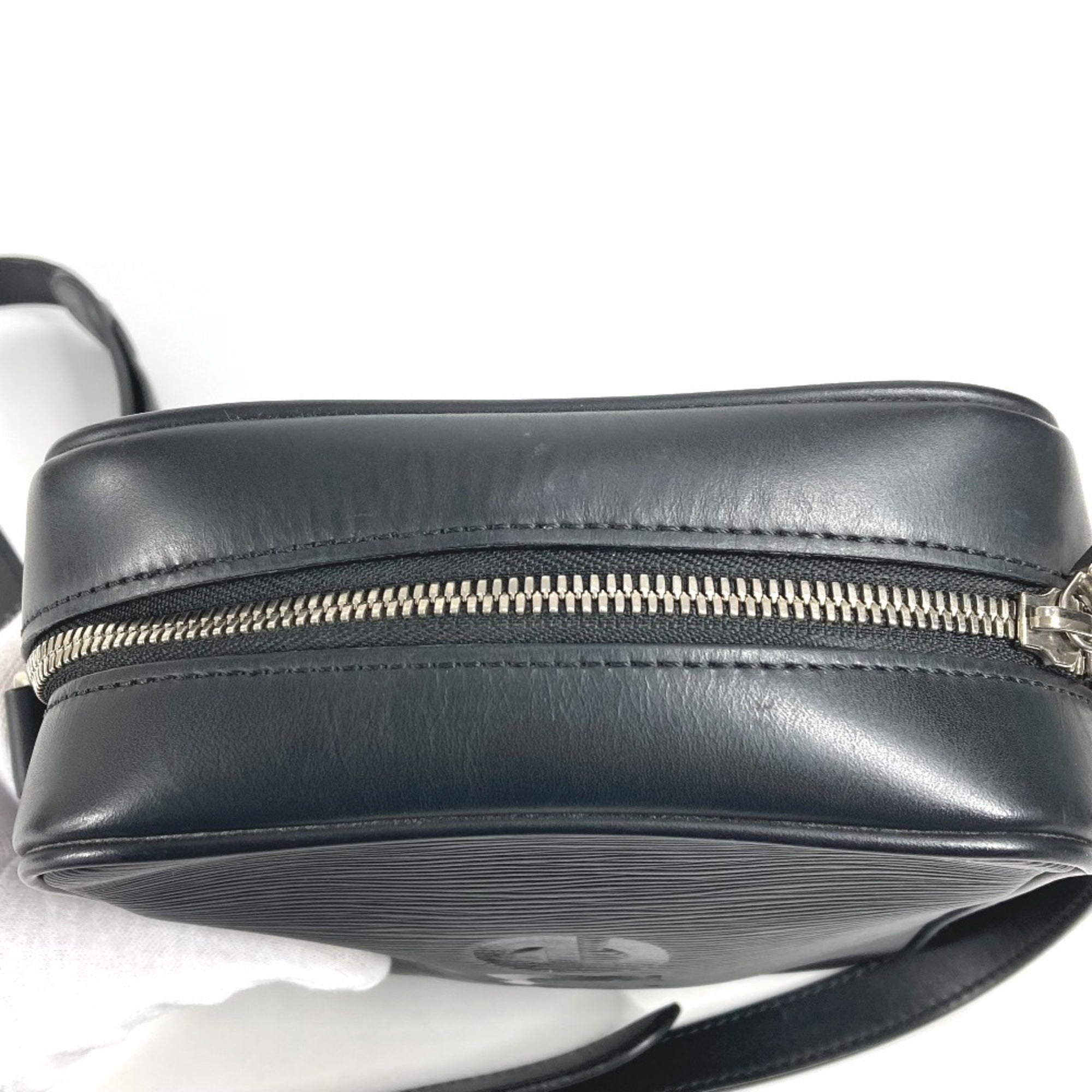Louis Vuitton Black Epi Leather Pochette Shoulder Bag