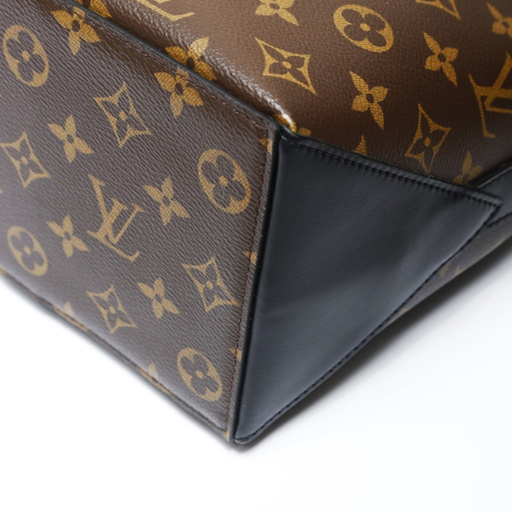 Louis Vuitton Brown Monogram Pouch Tote Bag