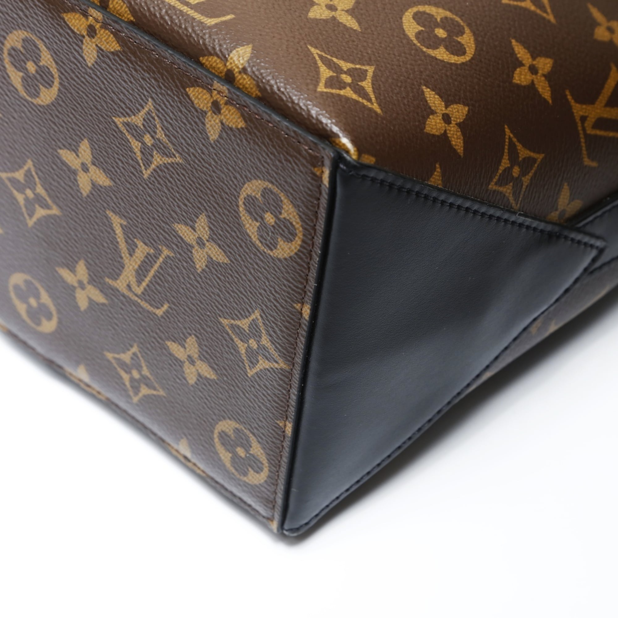 Louis Vuitton Brown Monogram Pouch Tote Bag