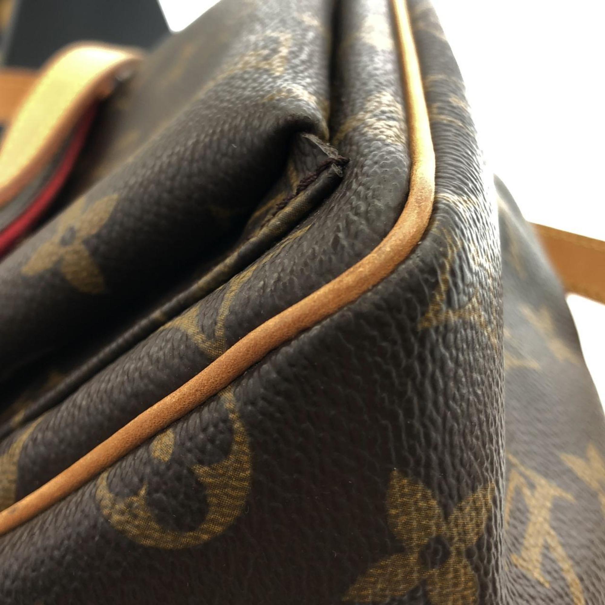 Louis Vuitton Marron Coated Canvas Shoulder Bag