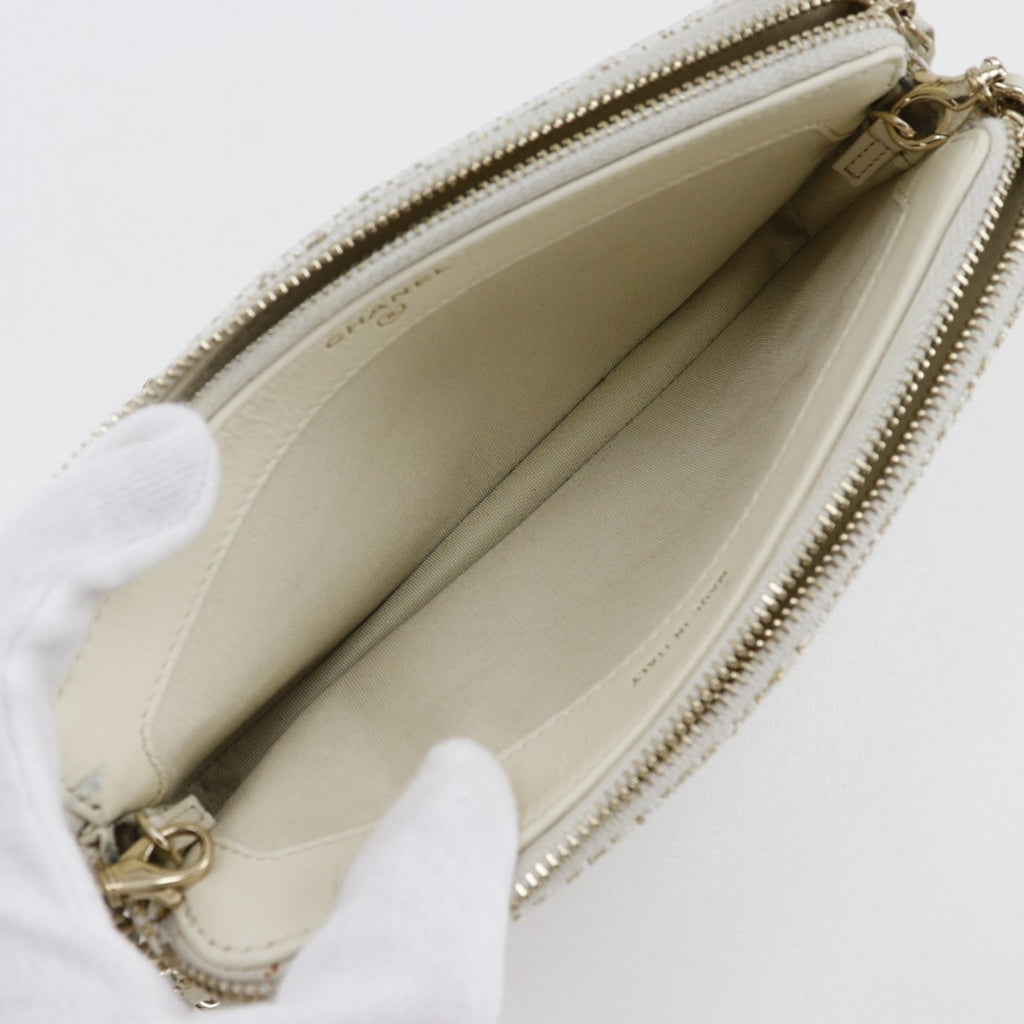 Chanel White Tweed Shoulder Bag
