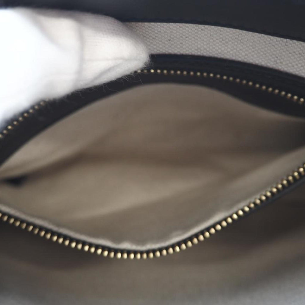 Gucci Black Leather Handbag (Pre-Owned)