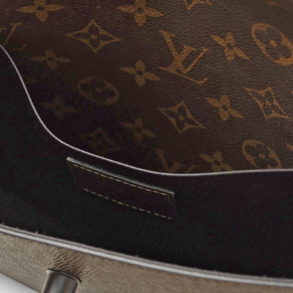 Louis Vuitton Brown Khaki Pvc Clutch Bag Pochette