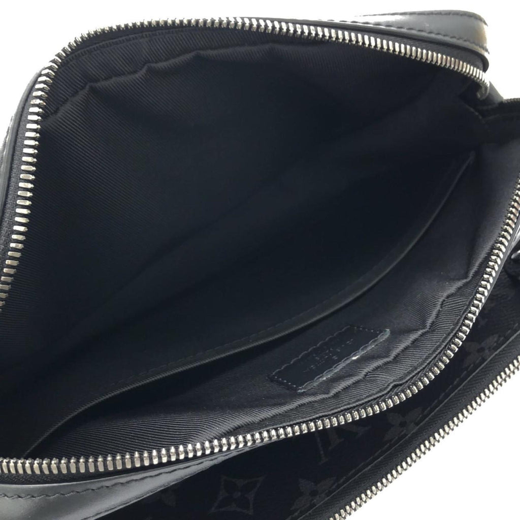 Louis Vuitton Black Gris Coated Canvas Pouch Shoulder Bag