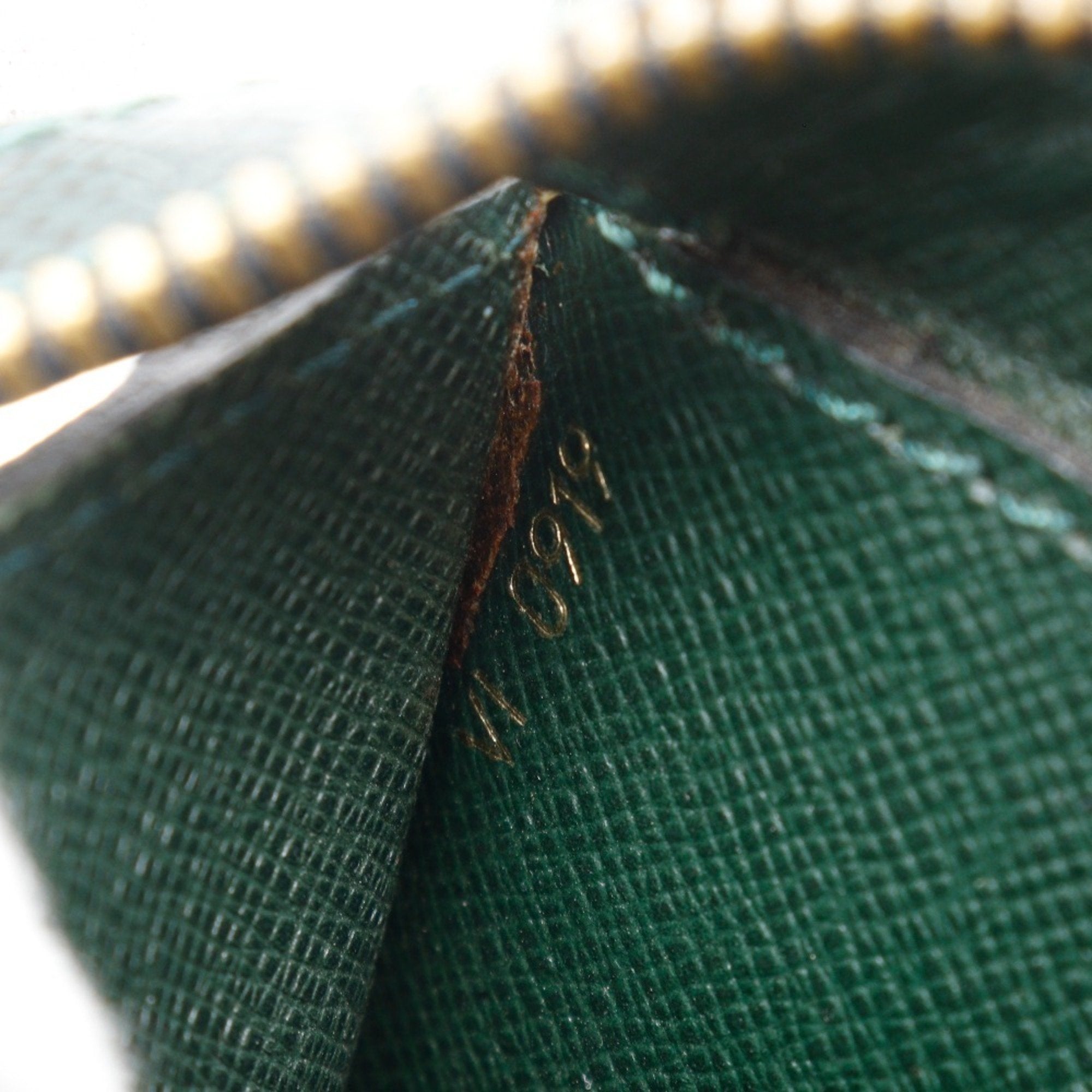 Louis Vuitton Episea Green Taiga Leather Briefcase