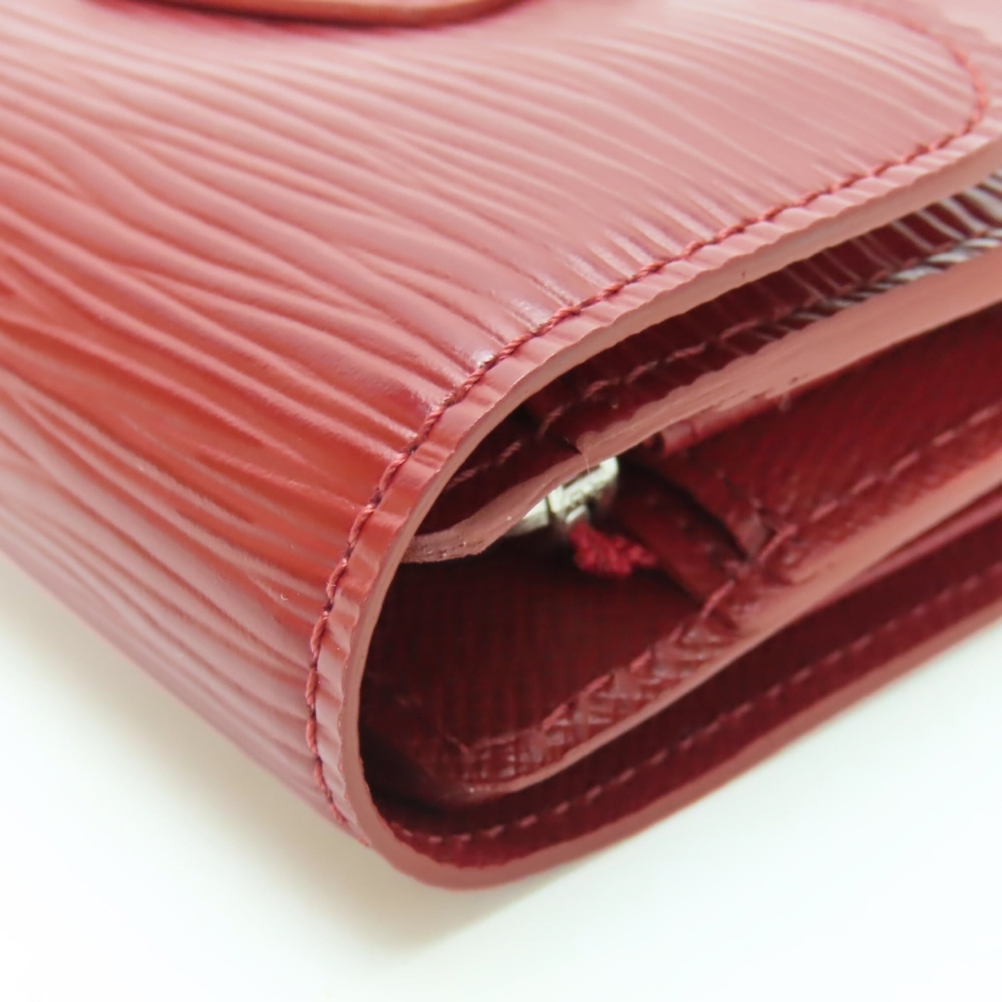 Louis Vuitton Ruby Epi Leather Wallet (Tri-Fold)