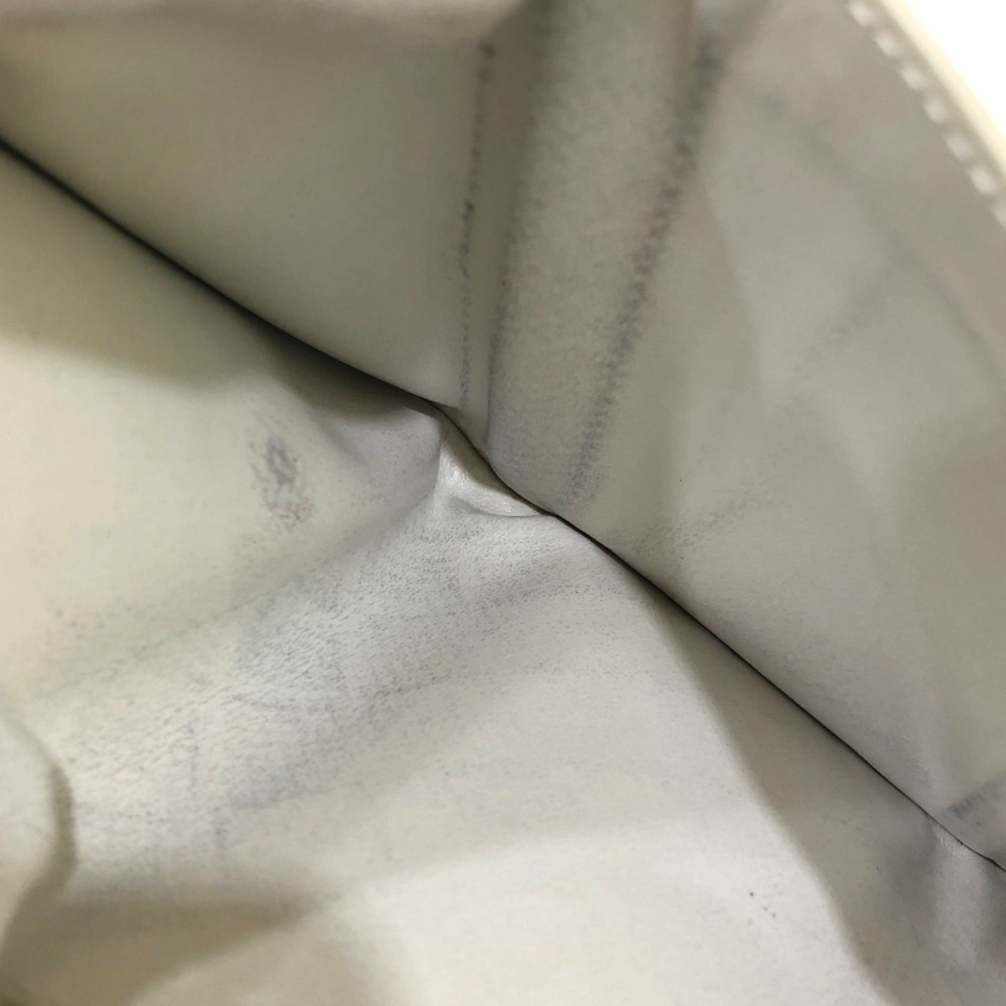 Bottega Veneta White Leather Wallet (Tri-Fold)