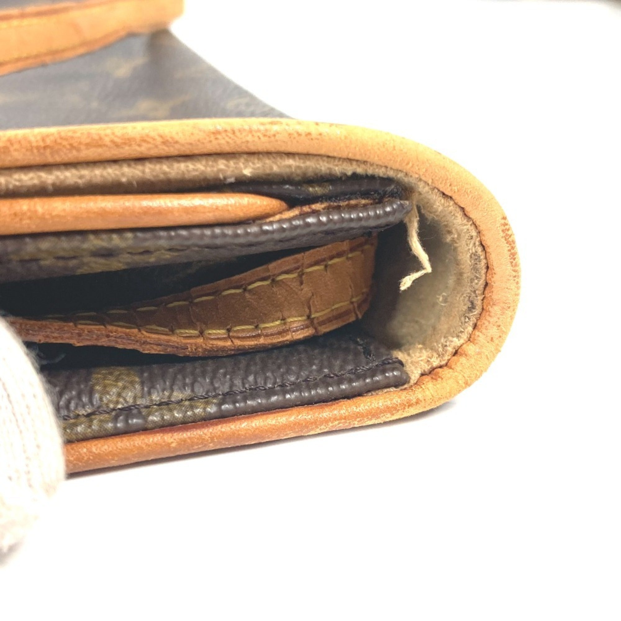 Louis Vuitton Brown Monogram Monogram Clutch Bag Pochette Shoulder Bag