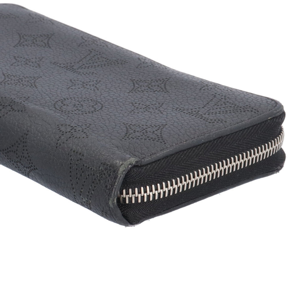 Louis Vuitton Black Mahina Leather Long Wallet