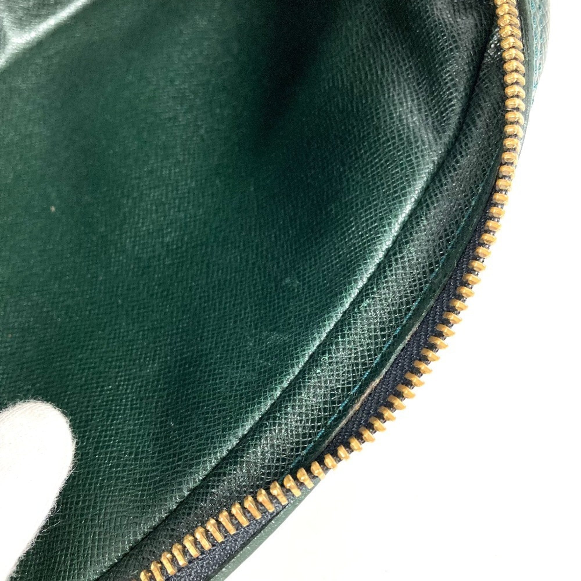 Louis Vuitton Taiga Episea Green Taiga Leather Clutch Bag
