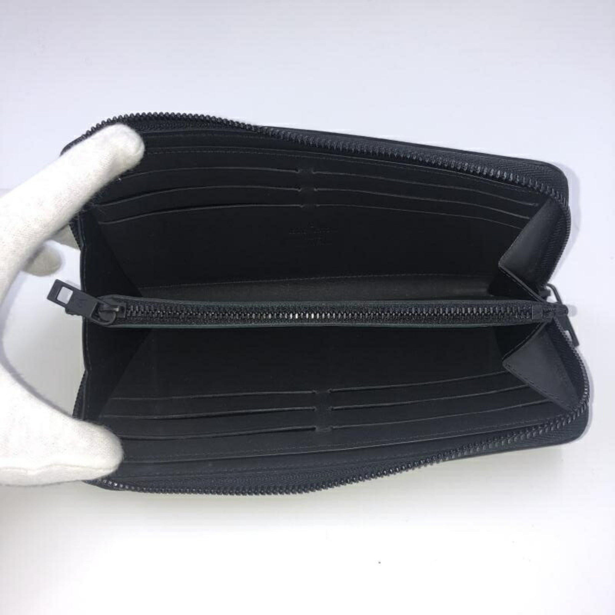 Louis Vuitton Black Coin Purse/Coin Case